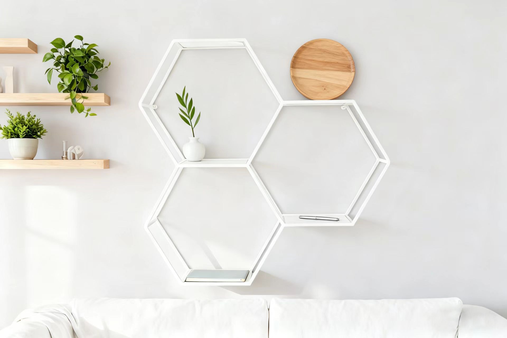 OTTO home Deko-Wandregal "Lenia, 3 Ablageflächen aus Glas in einer besonderen Form kombiniert" für elegantes und modernes Wohnen, aus Metall, in 3 Farben