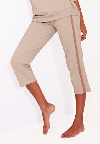 Bench. Loungewear Relax-Caprihose su Glitzerstreifen Lou...