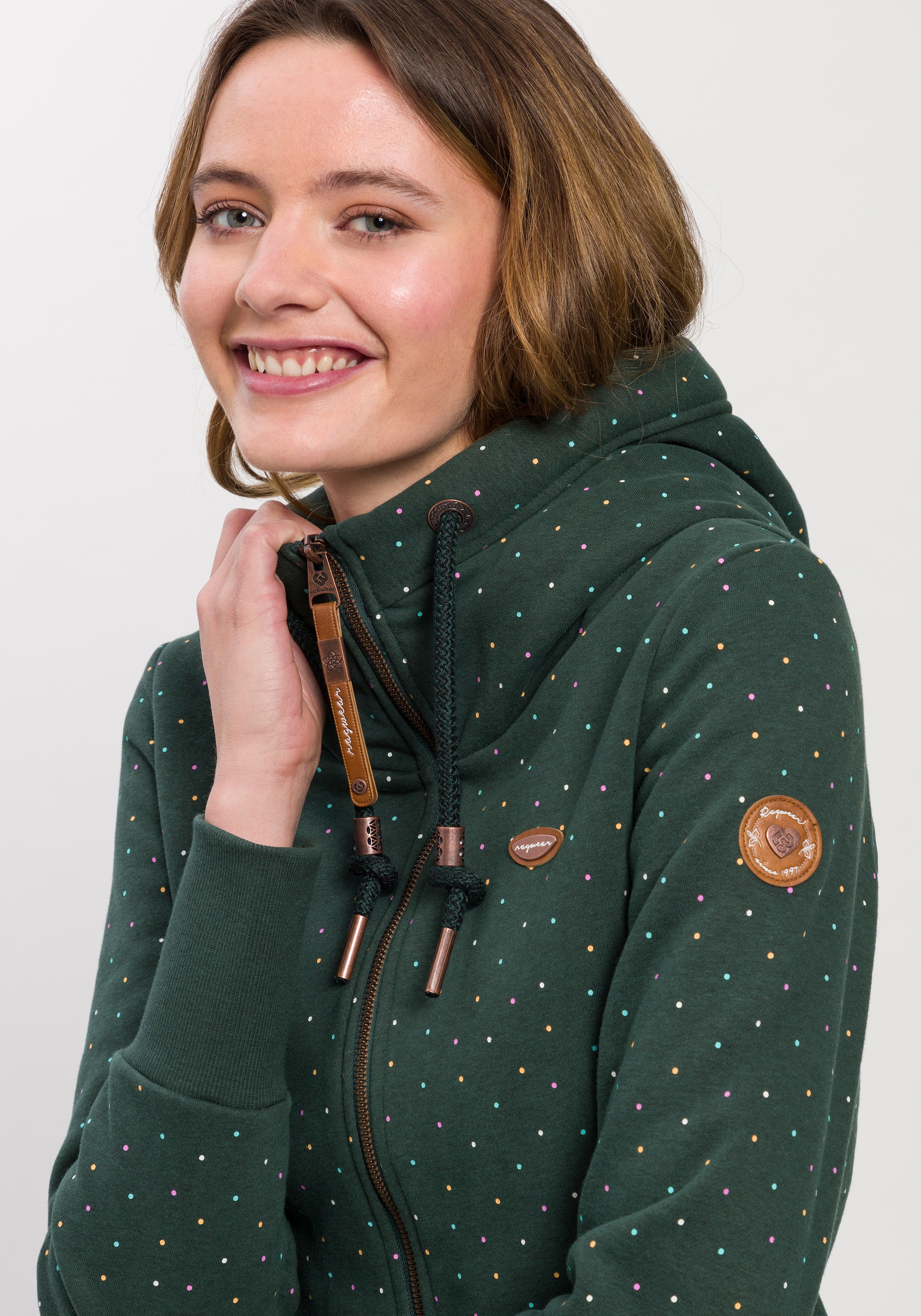 Ragwear Kapuzensweatjacke "NESKA DOTS MULTICOLOR ZIP O", Longsleeve Jacke i günstig online kaufen