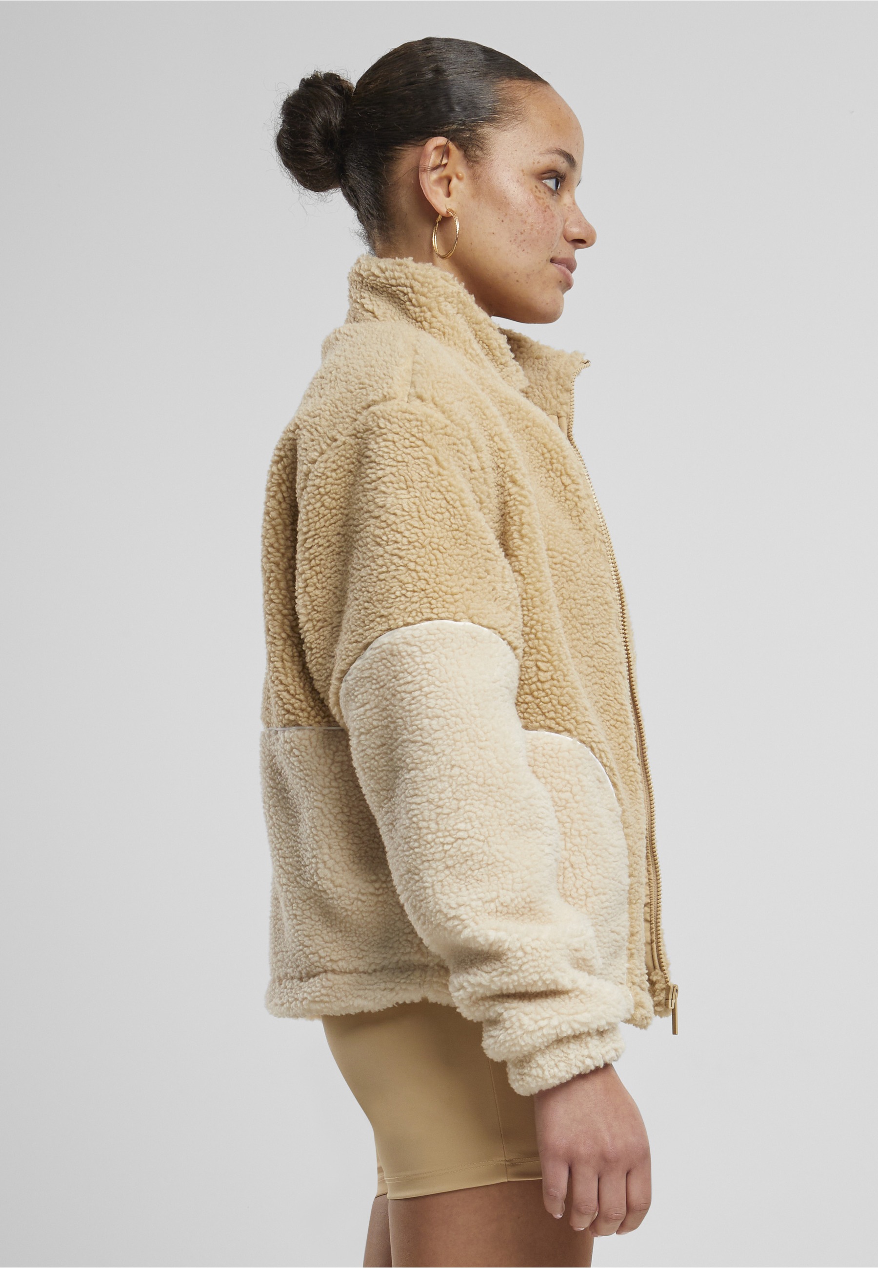 Karl Kani Trainingsjacke »Karl Kani Karl Kani Sport Patch Teddy Block Trackjacket« 1 Stk. tlg. ohne Kapuze