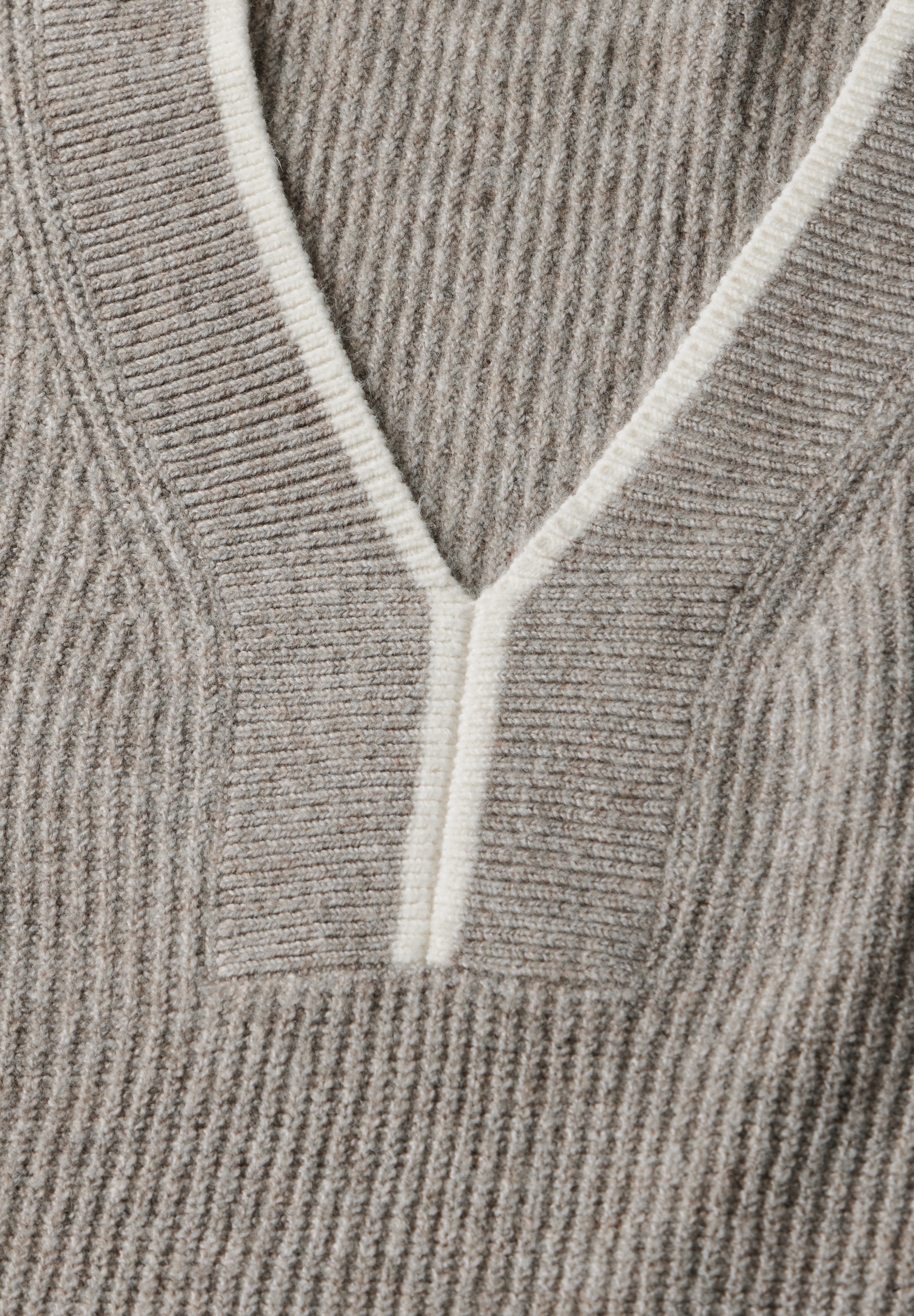 STREET ONE Strickpullover, aus softem Materialmix
