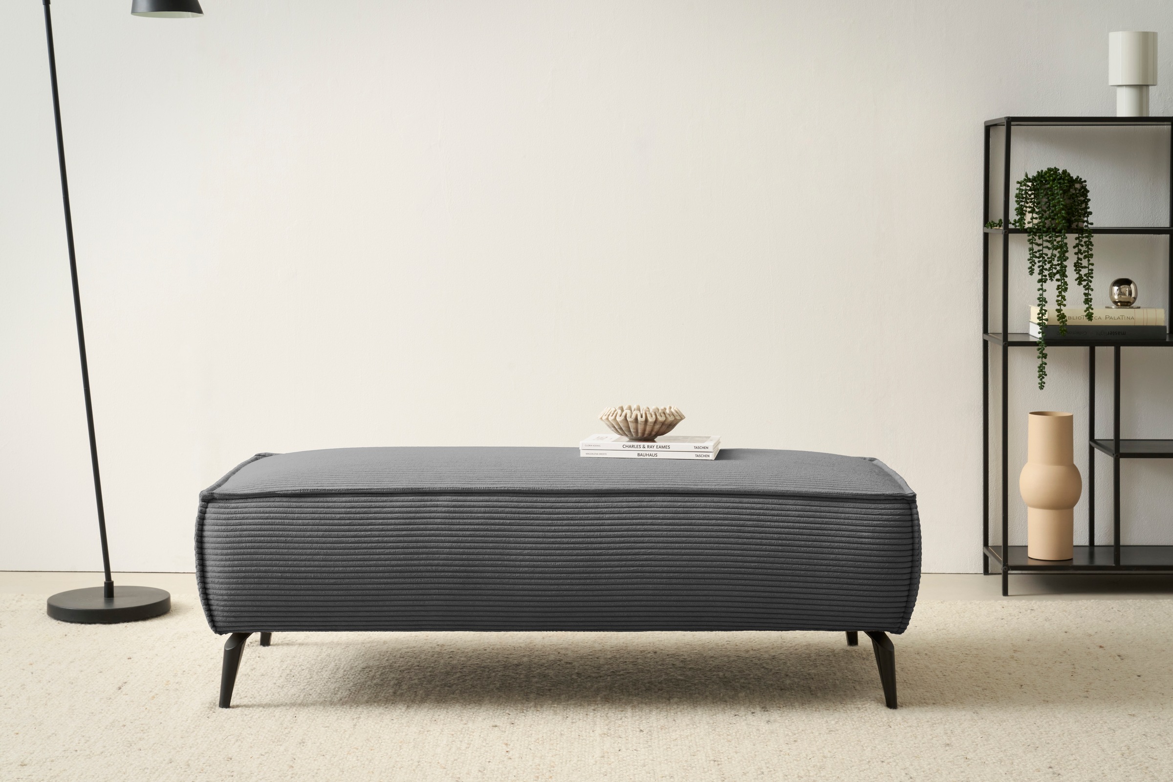 Home affaire Wohnlandschaft »Tvinnu, moderne U-Form, Couch in Cord oder Webstoff in Leinenoptik« Recamiere rechts/links, schwarze Metallfüße, bequeme Sitz-/Liegefläche