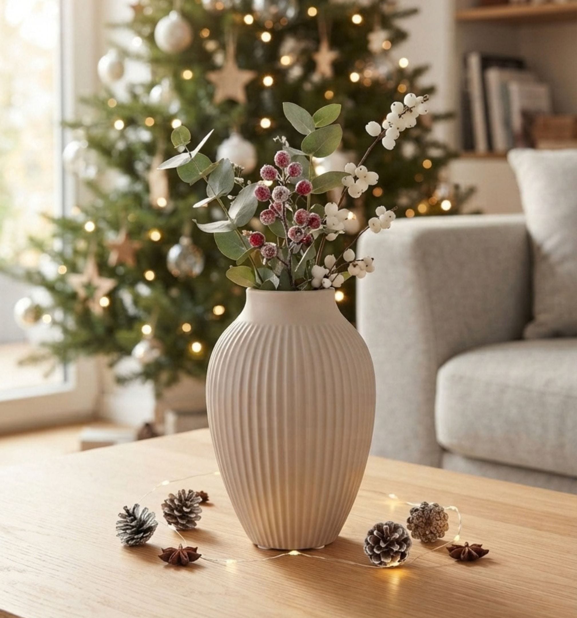Ritzenhoff & Breker Tischvase »Vase Alsta, 13/13/19 cm, Weiß, Grau oder Beige, bauchige Vase« mit feiner Rillenstruktur