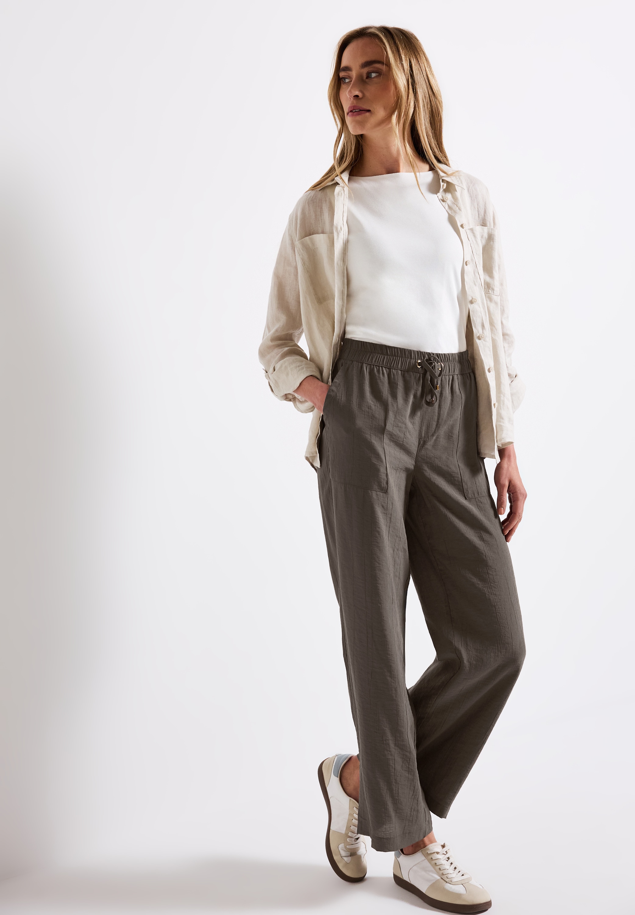 STREET ONE Stoffhose, Sommerhose mit Crinkle-Struktur, Wide Leg