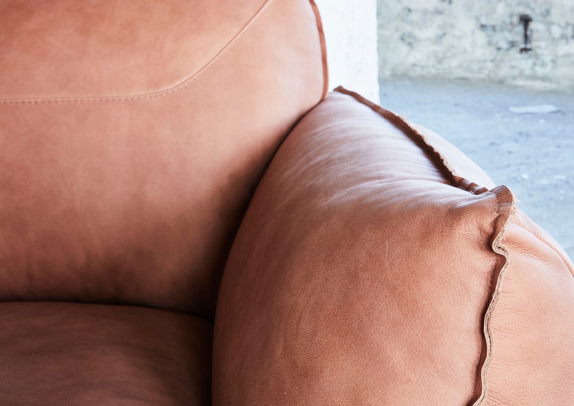 BETYPE Ecksofa »Be Type Be Chilled, L-Form«, in 2 Breiten mit stylischer und offener Nahtführung