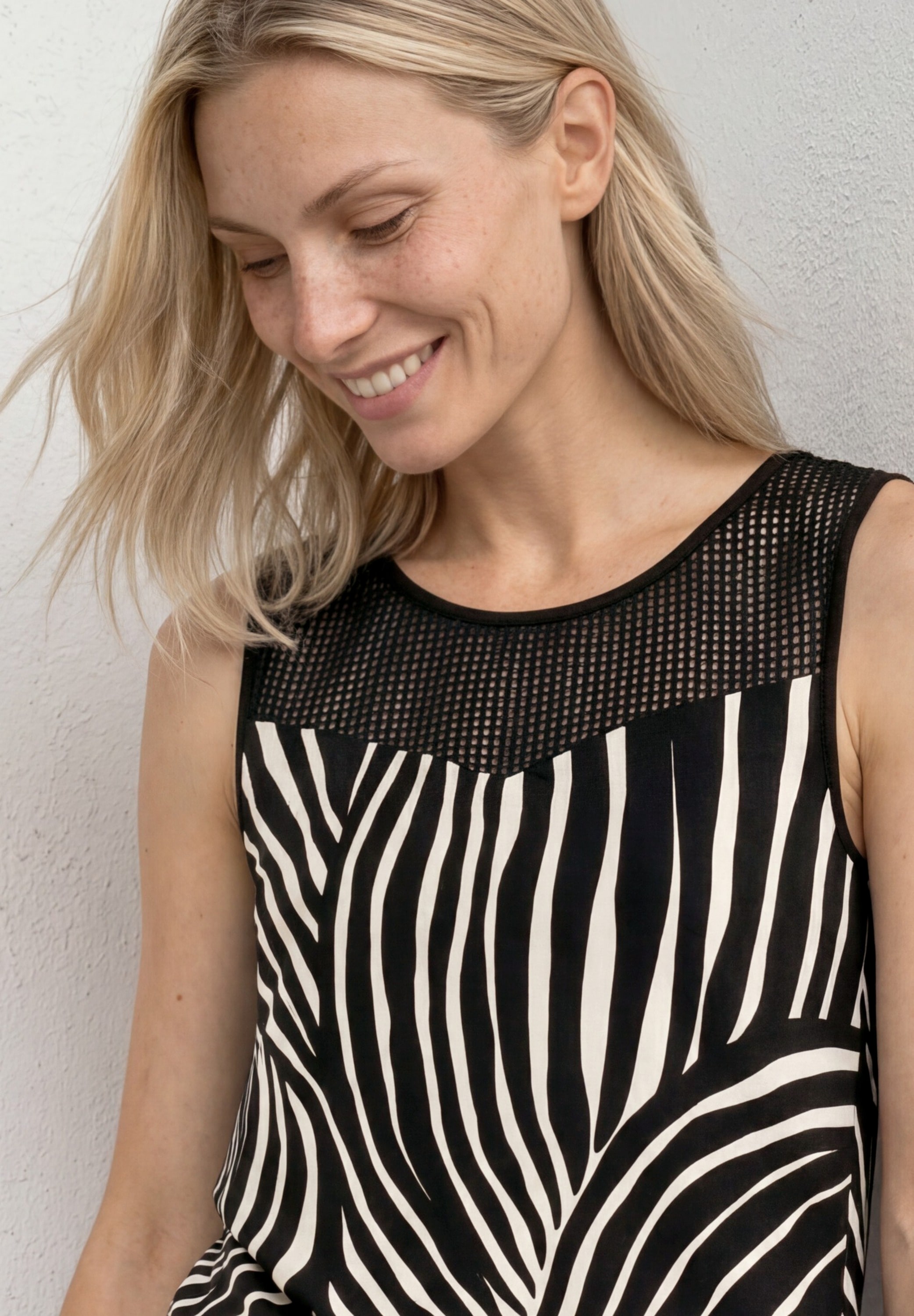 STREET ONE Mesh-Top Sommertop mit Mesh-Einsatz und Animal-Muster