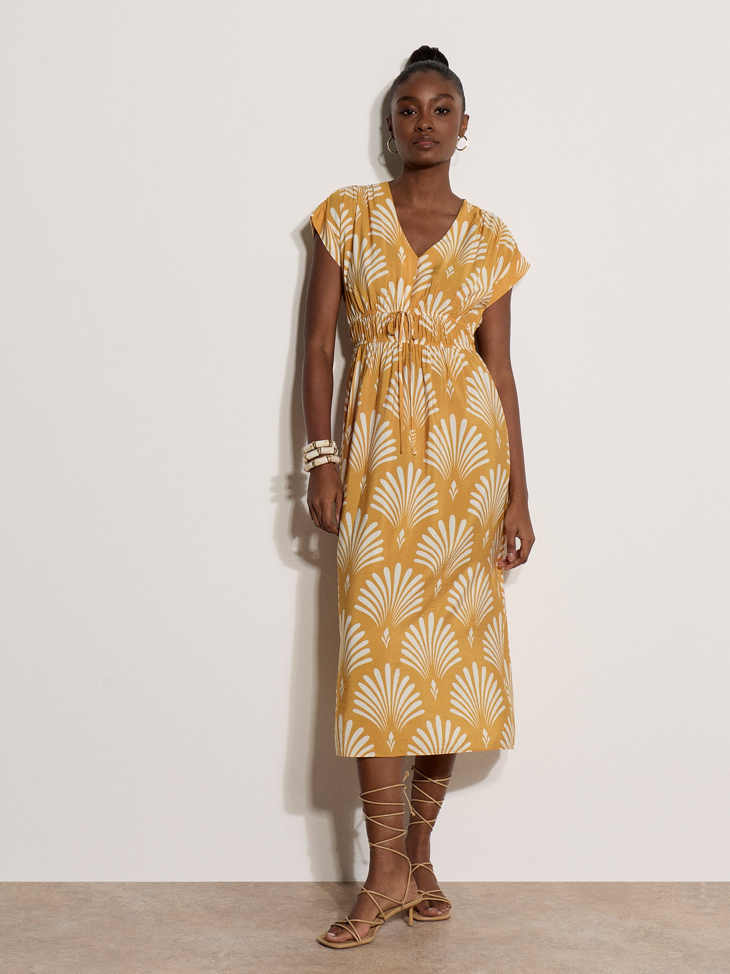 Apricot Midikleid "Midaxi-Kleid mit Fächerprint" mit Bindeband