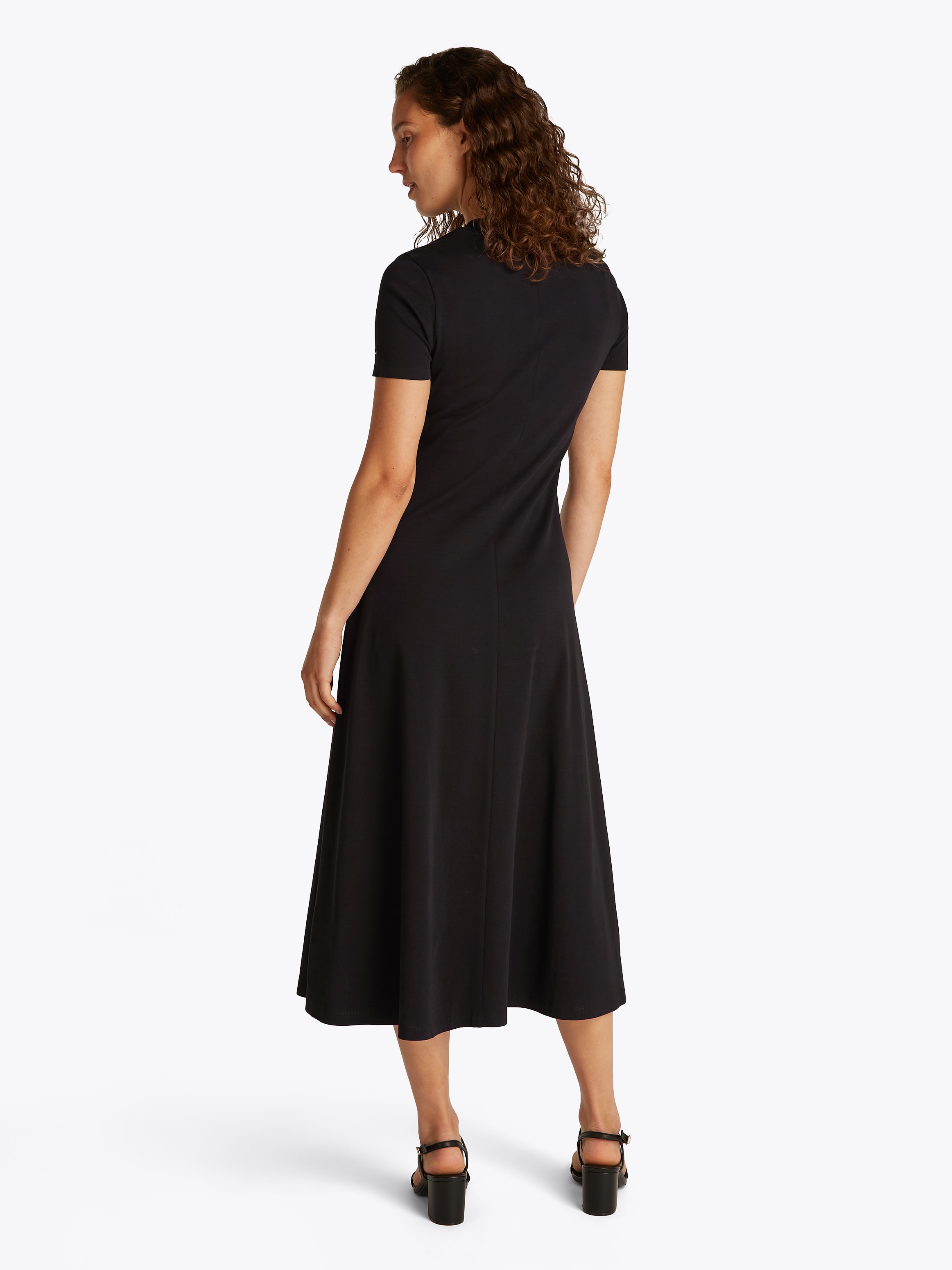 Tommy Hilfiger Midikleid »MODERN F&F MIDI DRESS«, mit Logostickerei, mit Teilungsnähten