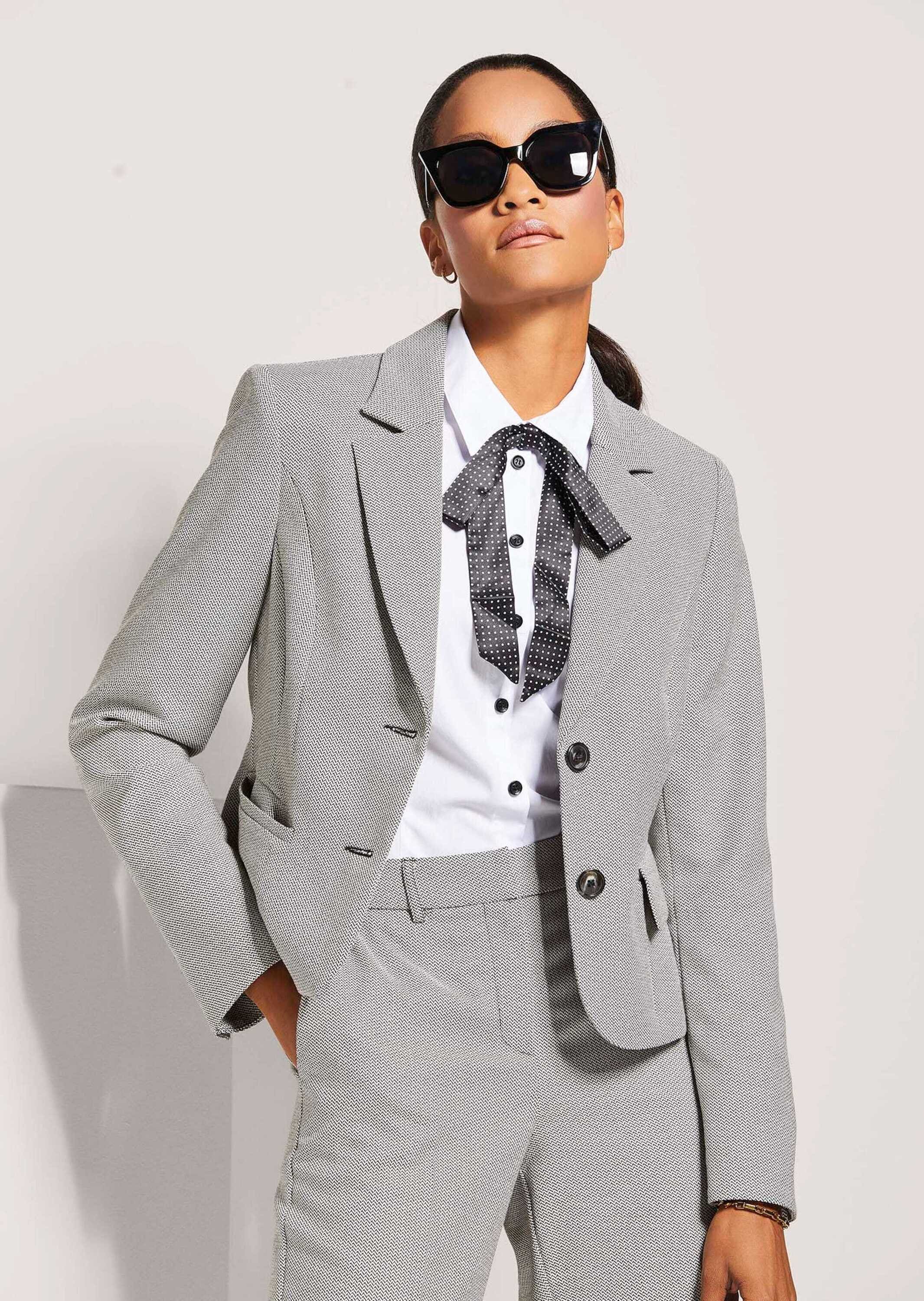 MADELEINE Jackenblazer »Blazer Kurzblazer mit Stretchkomfort«