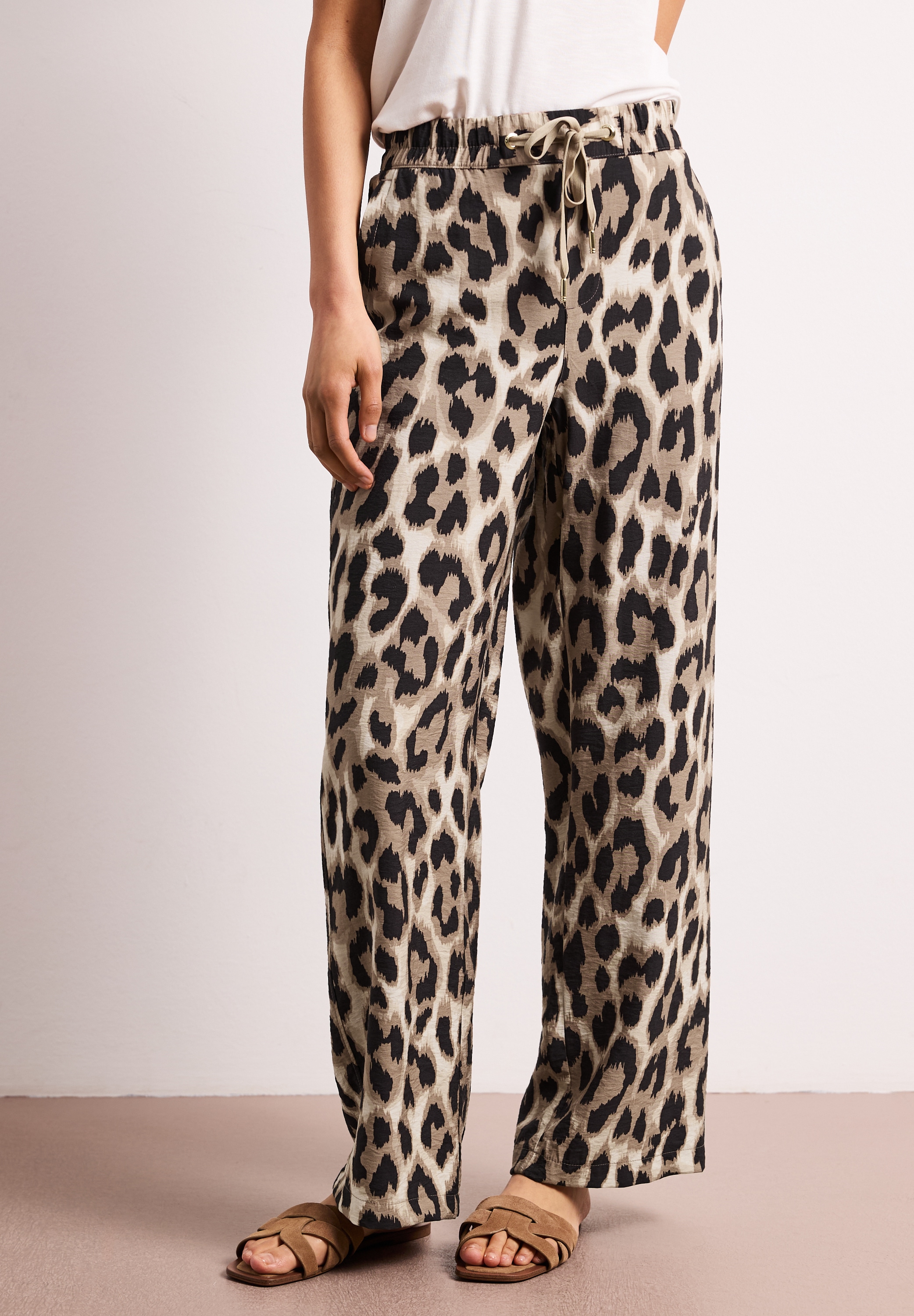STREET ONE Stoffhose mit Leo-Print