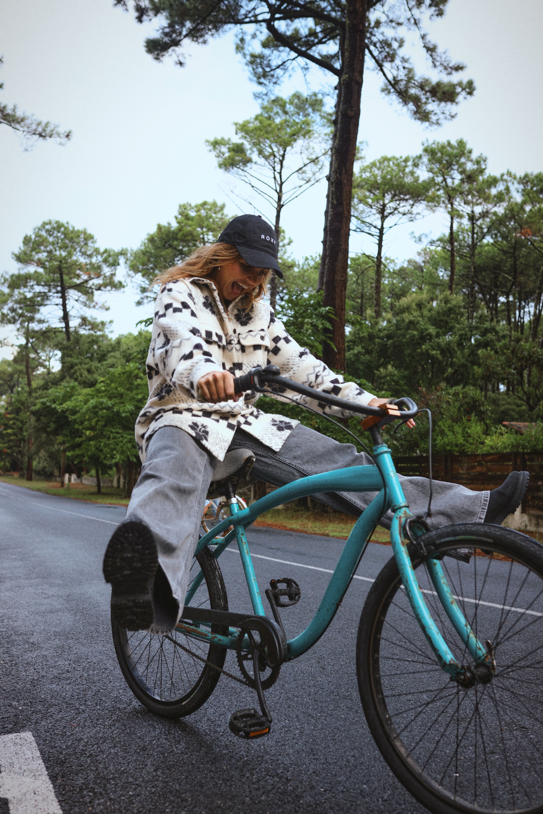 Roxy Fleecejacke »MORNING CRUSH SHACKET« 1 Stk. tlg. mit Kapuze, aus Polyester, sportlicher Stil