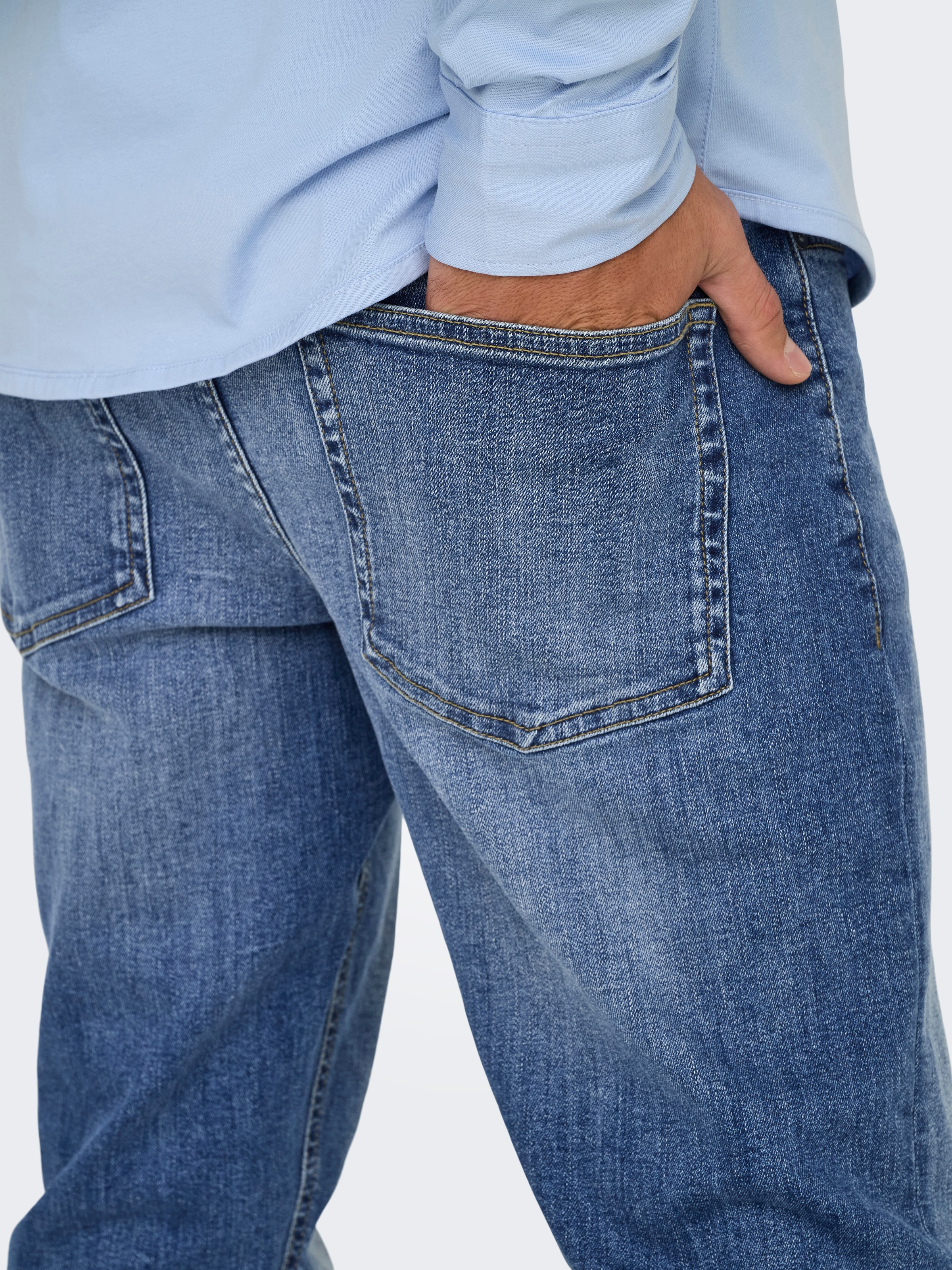 ONLY & SONS Regular-fit-Jeans "ONSWEFT REG. BOX AZG DNM MU OTL" günstig online kaufen