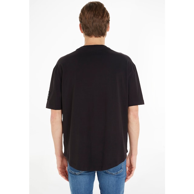 Jeans Ärmel ▷ mit kaufen | dem »MONOLOGO T-Shirt OVERSIZED TEE«, Klein Calvin BADGE auf BAUR Logo-Badge Klein Calvin