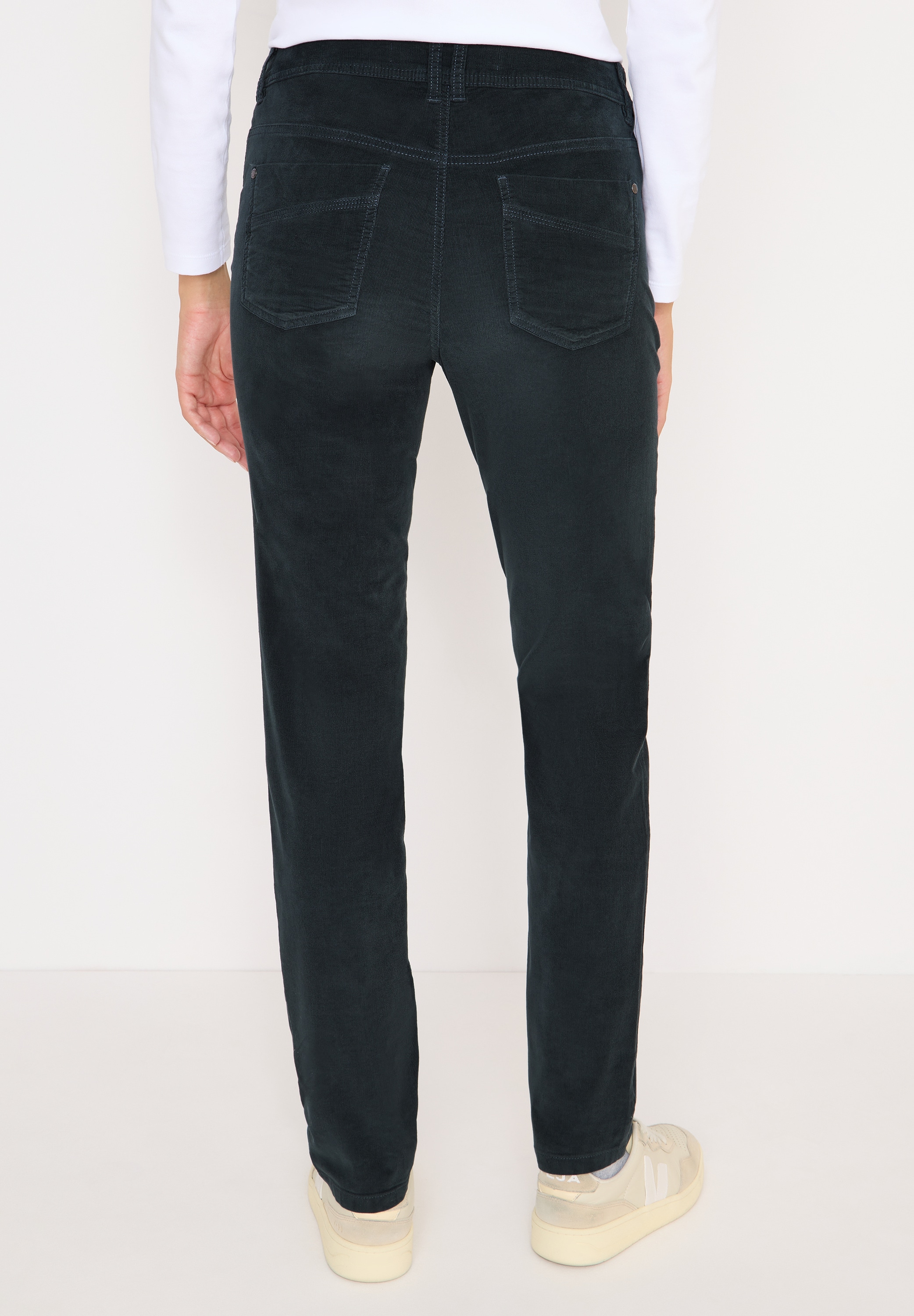 Cecil Cordhose, Middle Waist