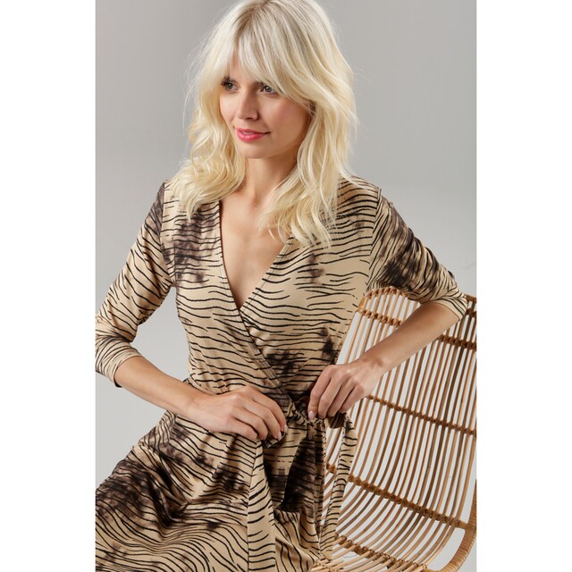 Aniston SELECTED Jerseykleid, mit Animal-Print und Ausschnitt in Wickeloptik  - NEUE KOLLEKTION online bestellen | BAUR