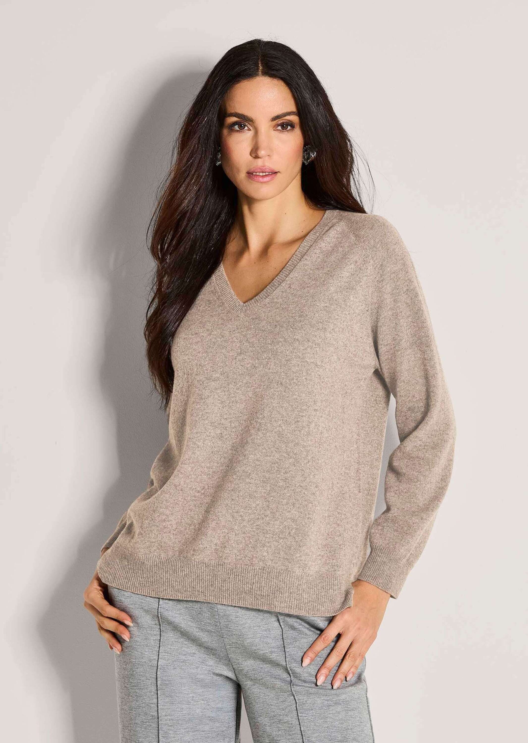 Thumbnail - MADELEINE Longpullover "Kaschmirpullover Casual Strickpullover mit V-Ausschnitt" Reines Kaschmir