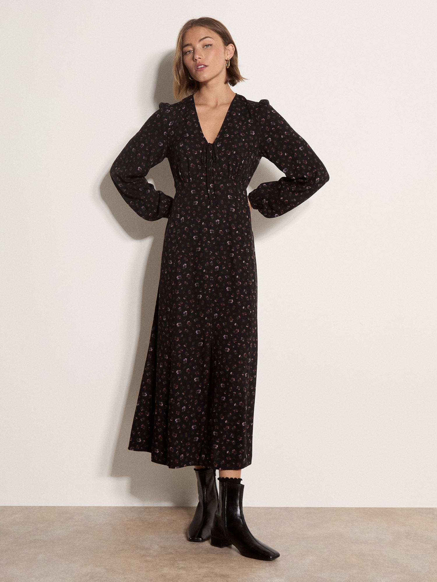 Apricot Midikleid »Wadenlanges-Tee-Kleid« mit Blumenprint