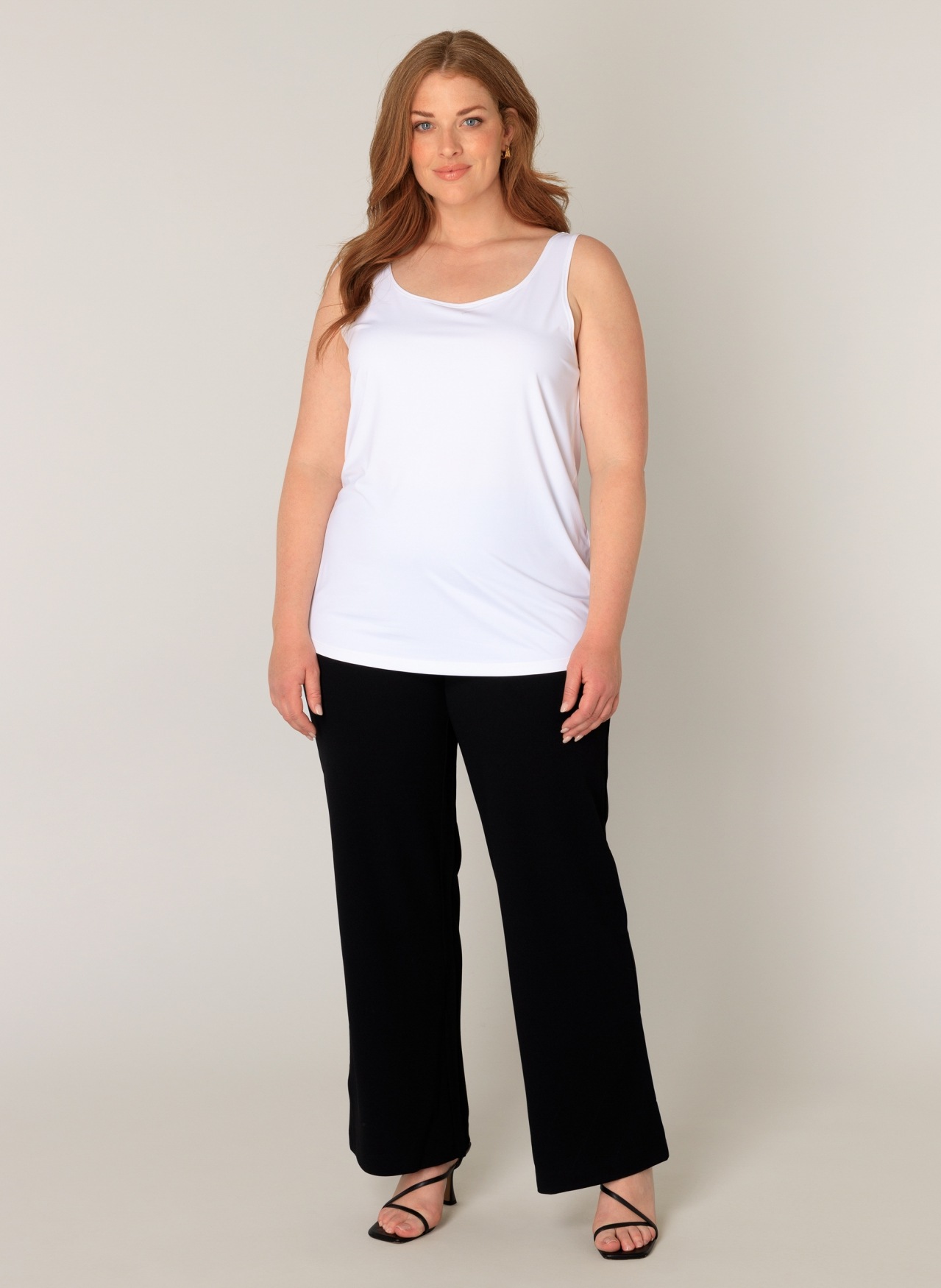 Thumbnail - Base Level Curvy Tanktop "Style YANNE" in cleanem Look - unifarben