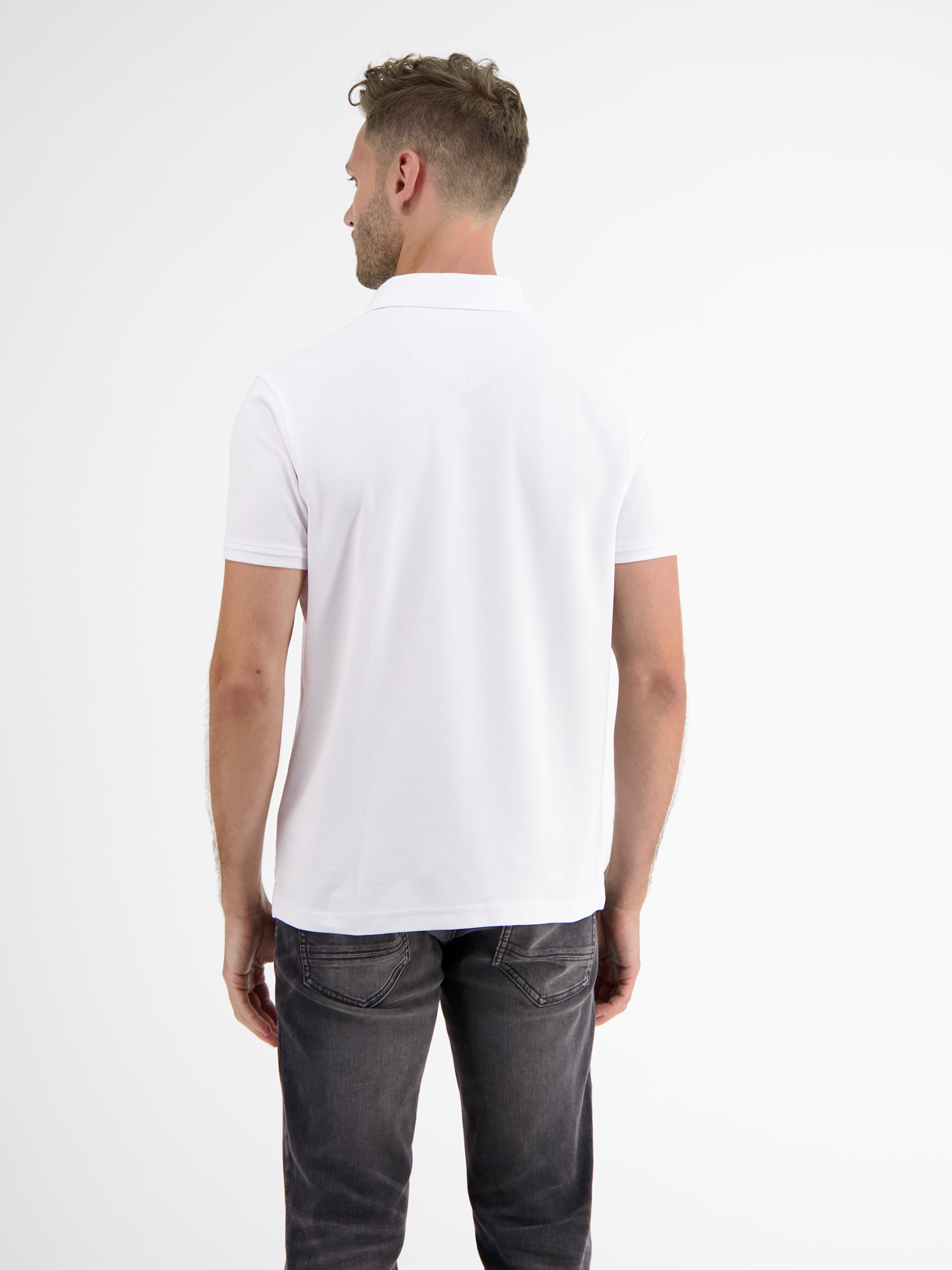 Poloshirt LERROS "Poloshirt mit COOL & DRY Funktion in Piqué-Qualität", Herren, Gr. M, weiß, 60% Baumwolle, 40% Polyester, ohne Ausschnitt, Shirts, Atmungsaktiver Baumwollmix, Feine Piqué-Qualität, Zeitloser Polo-Style 2