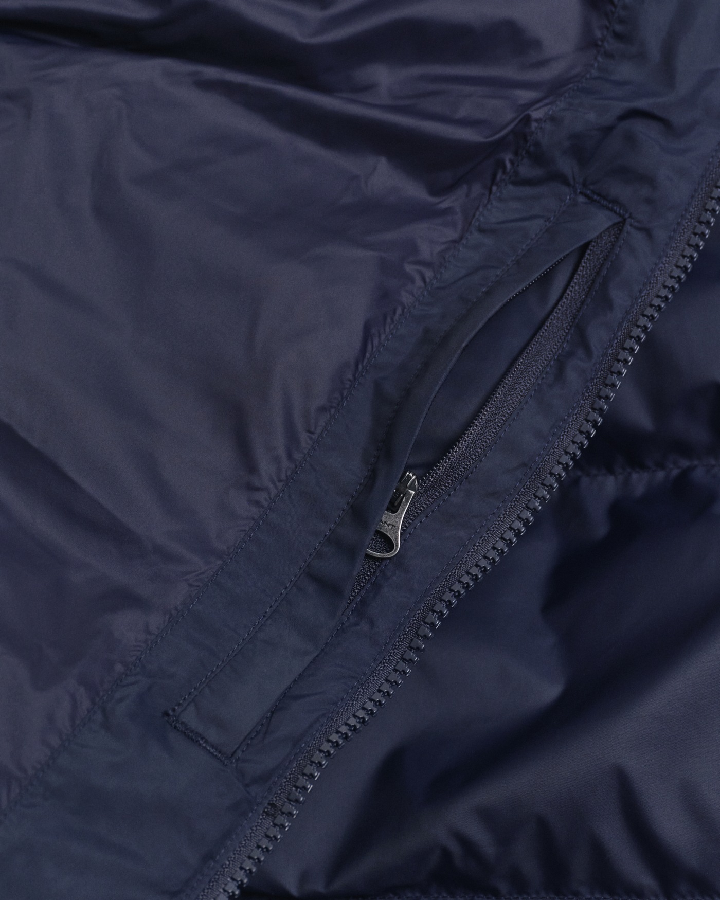 Gant Steppmantel »ACTIVE CLOUD MID LENGTH« Puffermantel, regular fit, abnehmabre Kapuze, 2-Wege-Reißverschluss