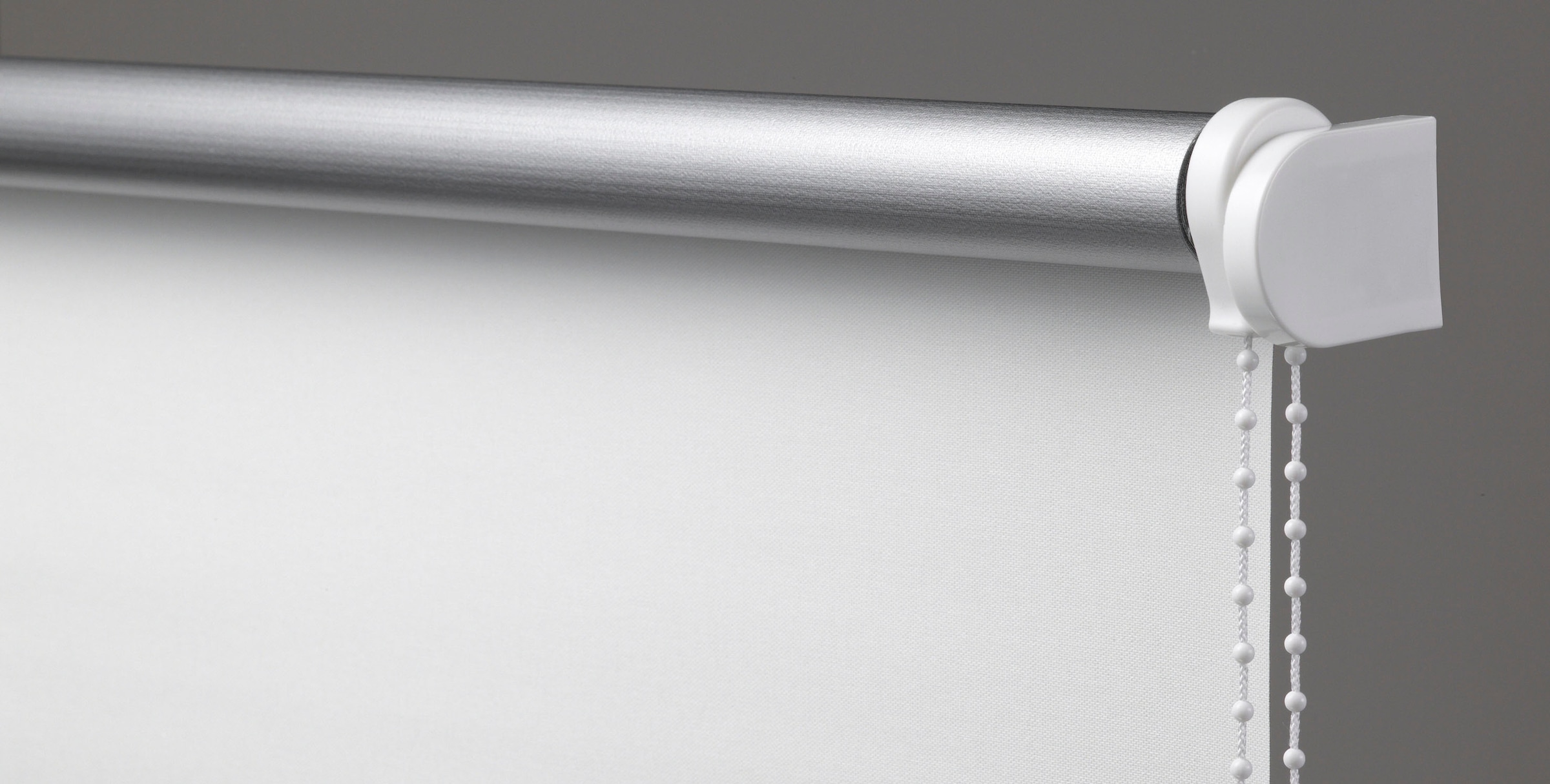 GARDINIA Seitenzugrollo »Blackout Deluxe« abdunkelnd Sichtschutz | energiesparend mit Bohren freihängend energiesparend mit Thermobeschichtung