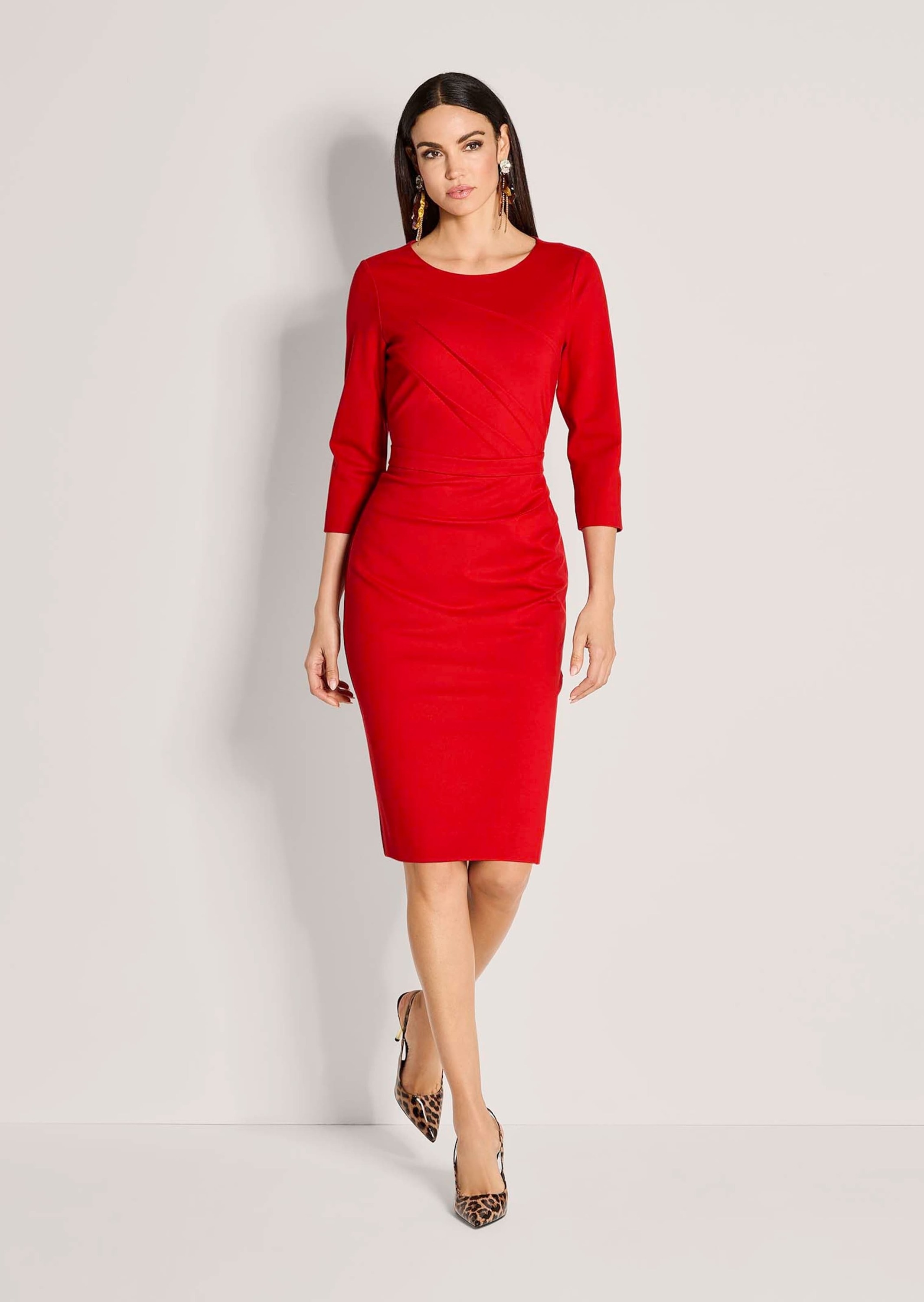 MADELEINE Jerseykleid "Etuikleid Schmales Jersey-Kleid mit Rundhals" mit Zi günstig online kaufen