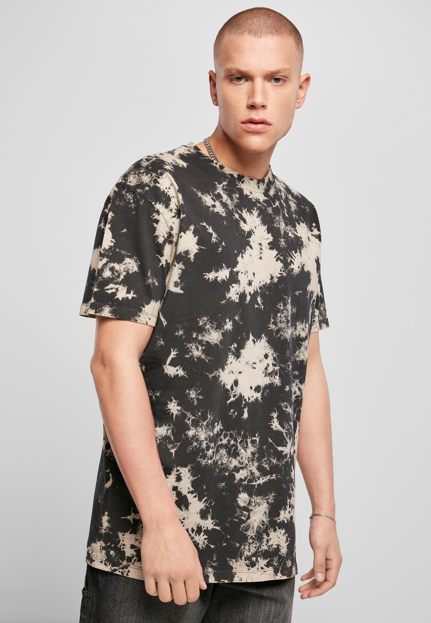 URBAN CLASSICS T-Shirt »Urban Classics Herren Oversized Bleached Tee«, (1 tlg.)