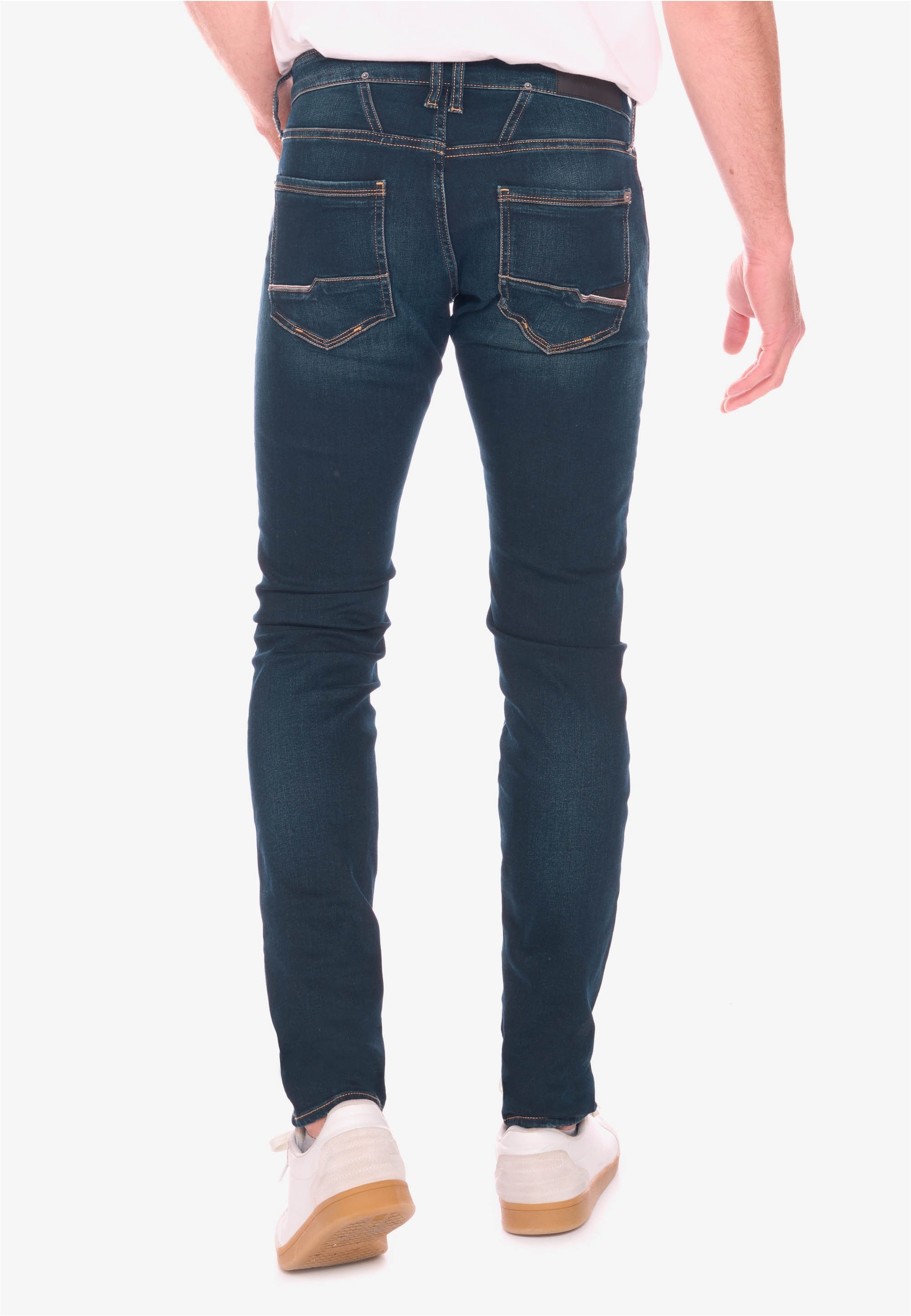 Le Temps Des Cerises Slim-fit-Jeans »700/11«, mit modischem Slim Fit-Schnitt