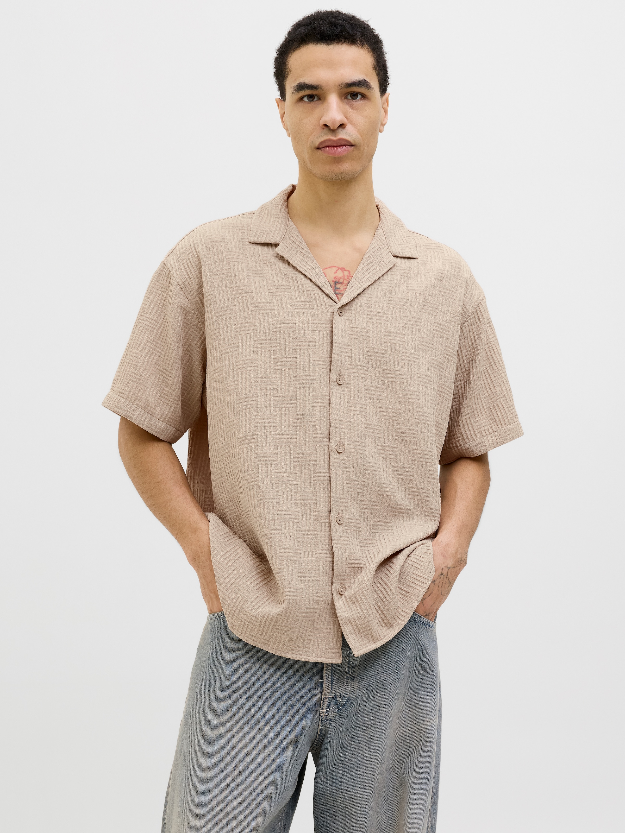 Jack & Jones Kurzarmhemd "JJEMATTEO RESORT SHIRT SS SN", mit Resort Kragen günstig online kaufen