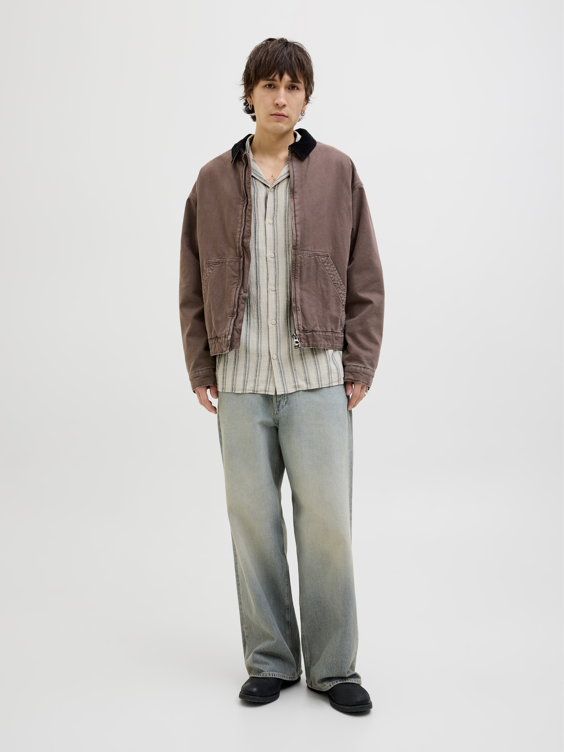 Jack & Jones Kurzarmhemd »JJEENZO STRIPE RESORT SHIRT SS SN«, mit Streifen Muster