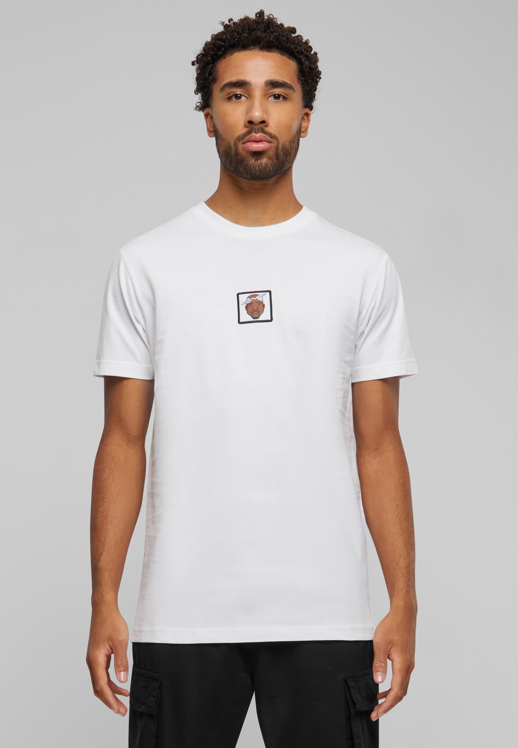 MisterTee Kurzarmshirt »MisterTee Herren LA Sketch Patch Tee«, (1 tlg.)