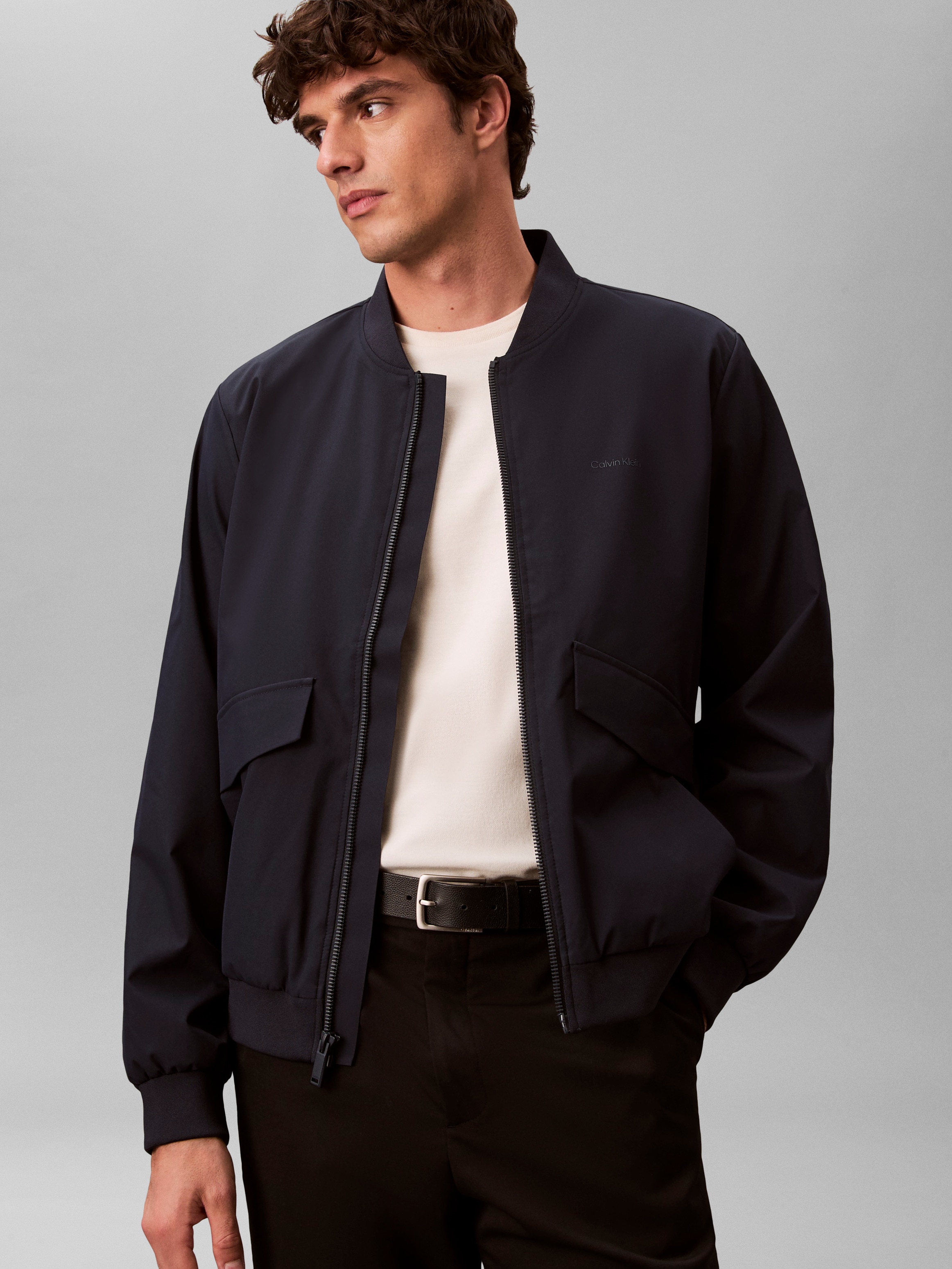 Calvin Klein Bomberjacke »LS SOFT TECH BOMBER JACKET« ohne Kapuze Regular fit mit Stehkragen