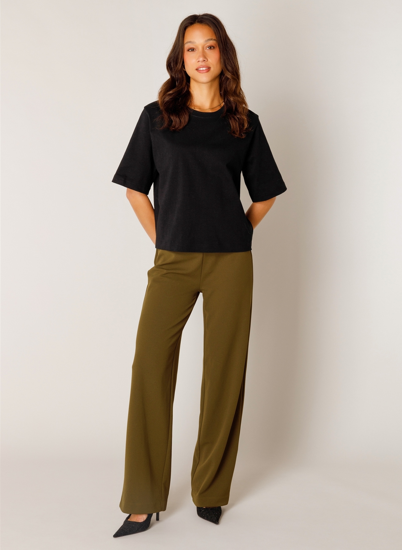 Base Level Rundhalsshirt »Noa« Sommershirt mit Halbarm