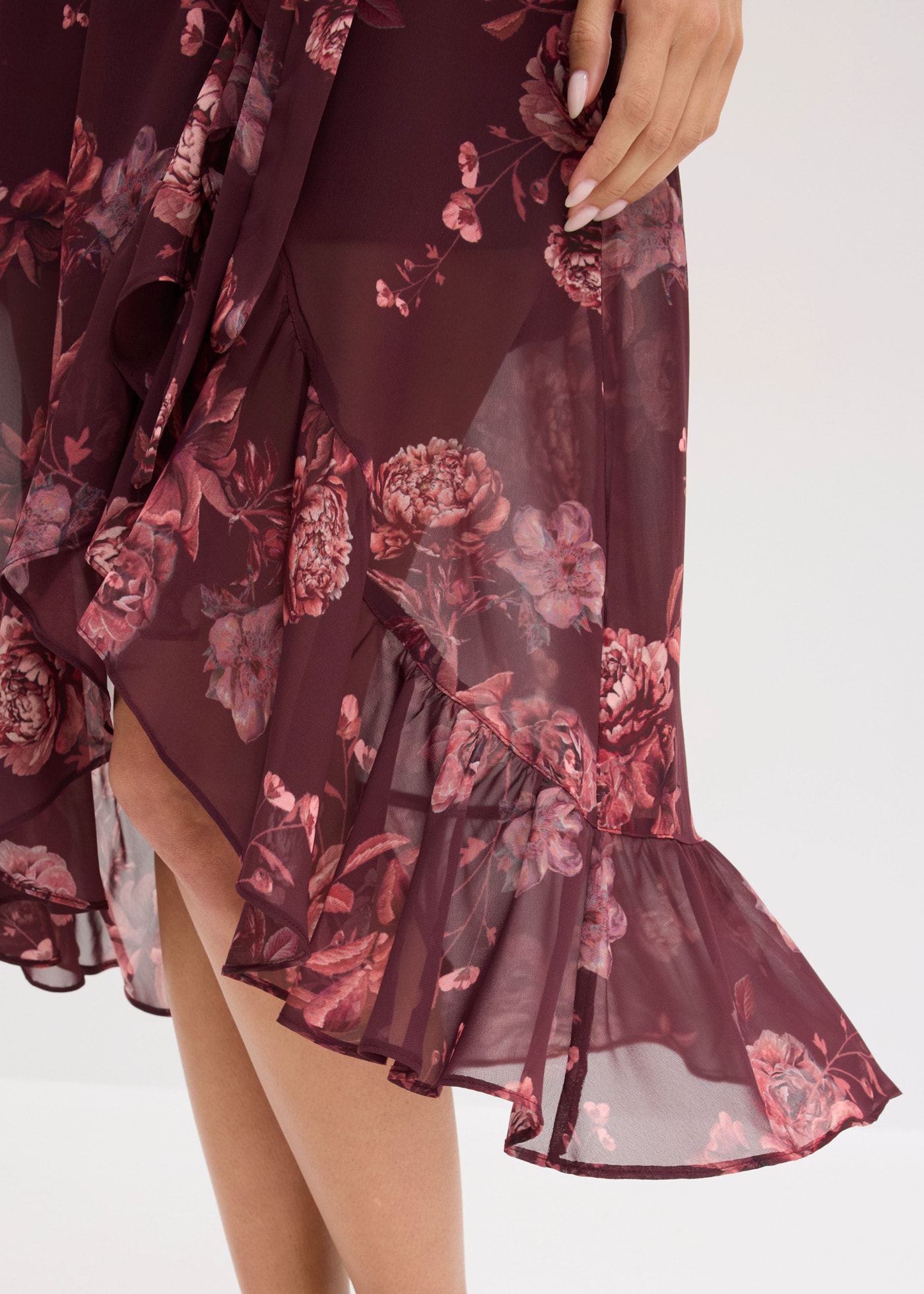 bonprix Chiffonkleid mit Volant, ausgestellte Passform, Halbarm, ohne Kragen