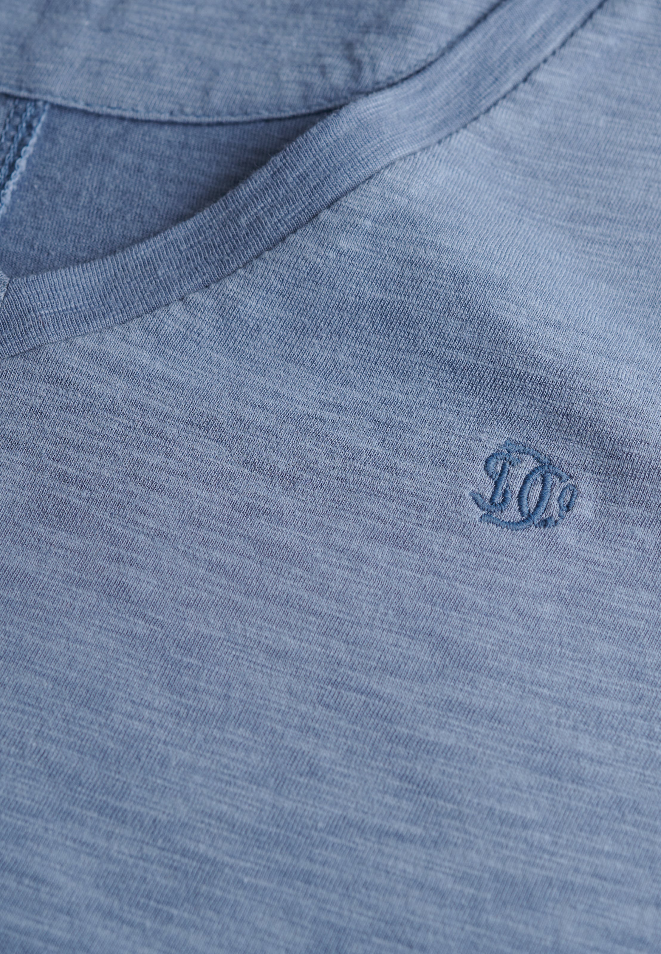 Superdry T-Shirt »STUDIOS SLUB EMB VEE TEE« Baumwollmischung, relaxed fit