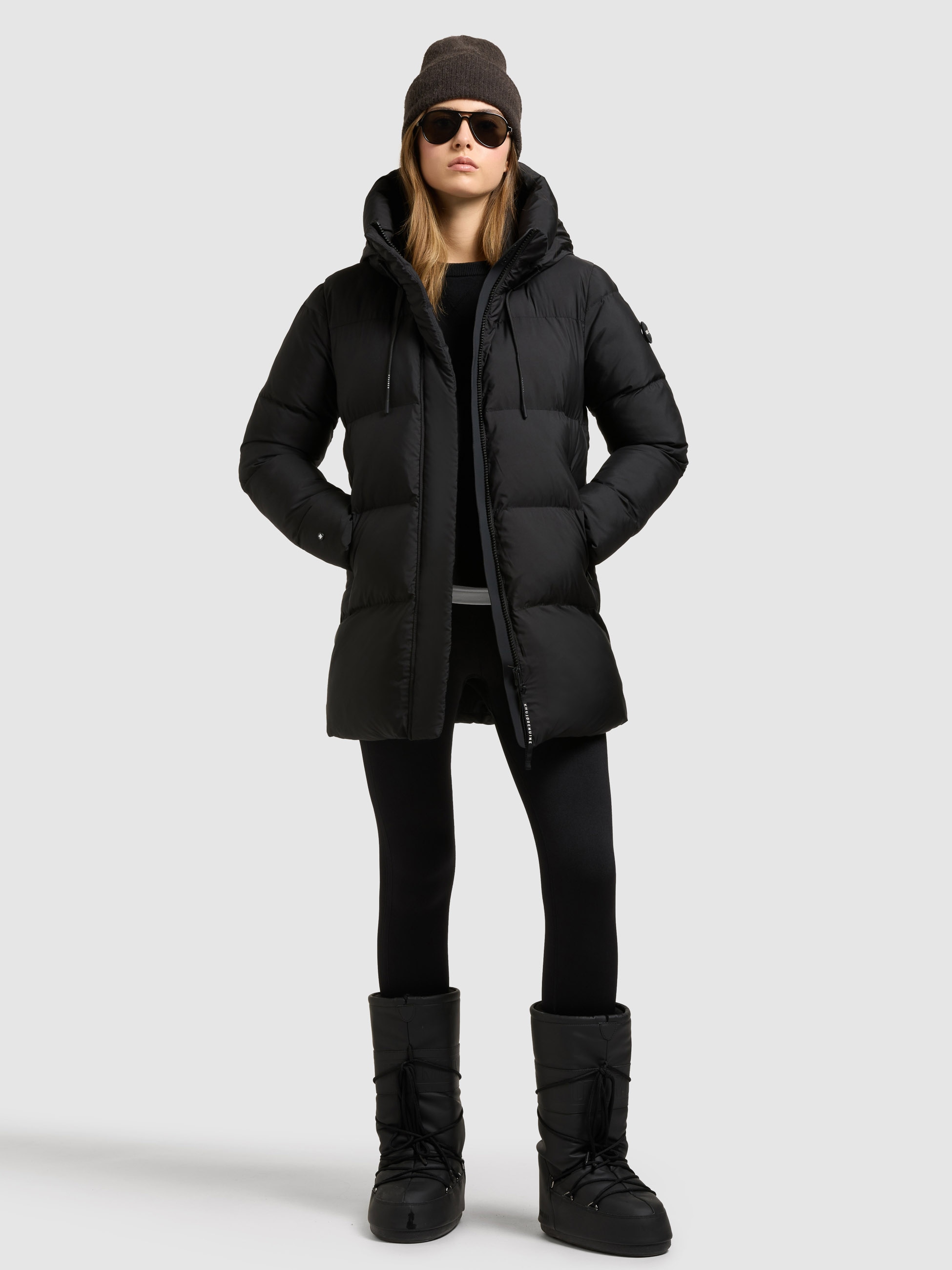 khujo Steppjacke »DROWN2 SHINY« mit Kapuze hoch schließende Kapuze mit Kordelzug, loose fit