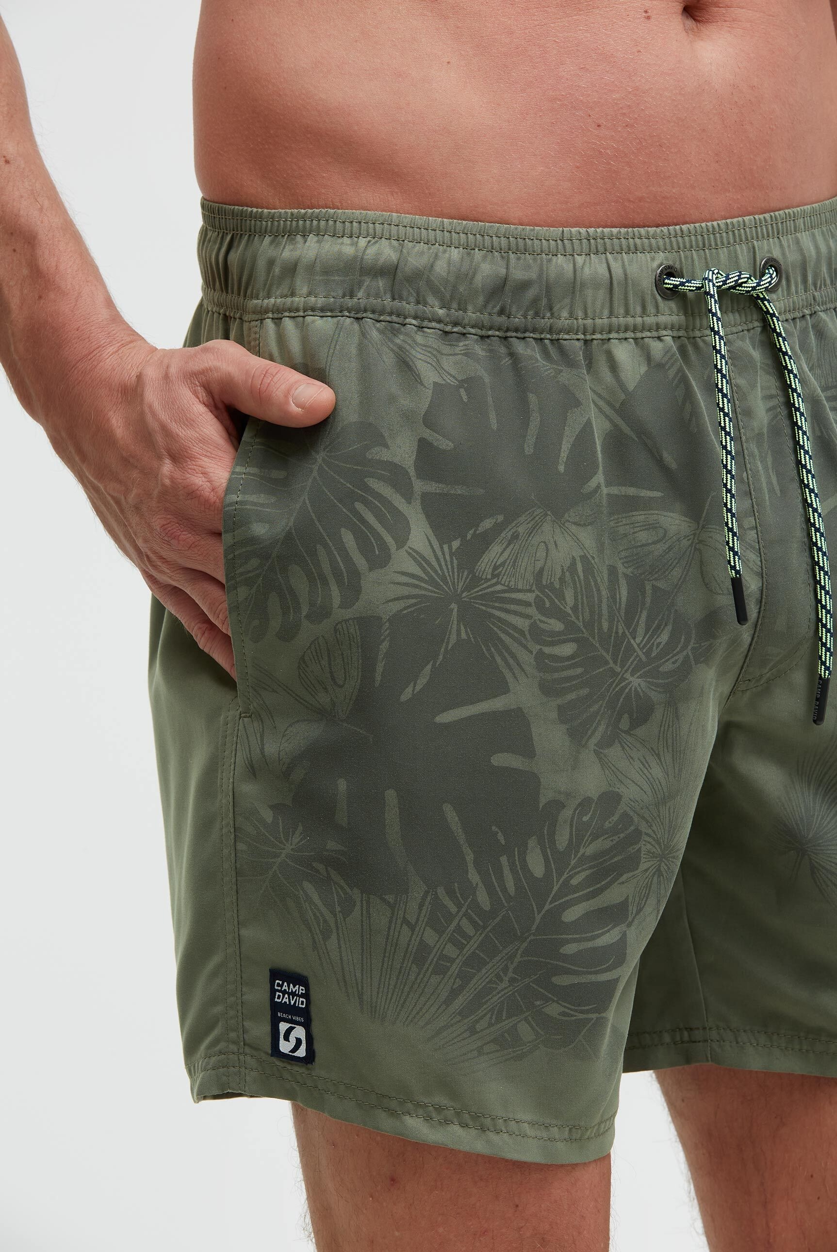 CAMP DAVID Badeshorts mit Einschubtaschen, einer Gesäßtasche und Beintaschen