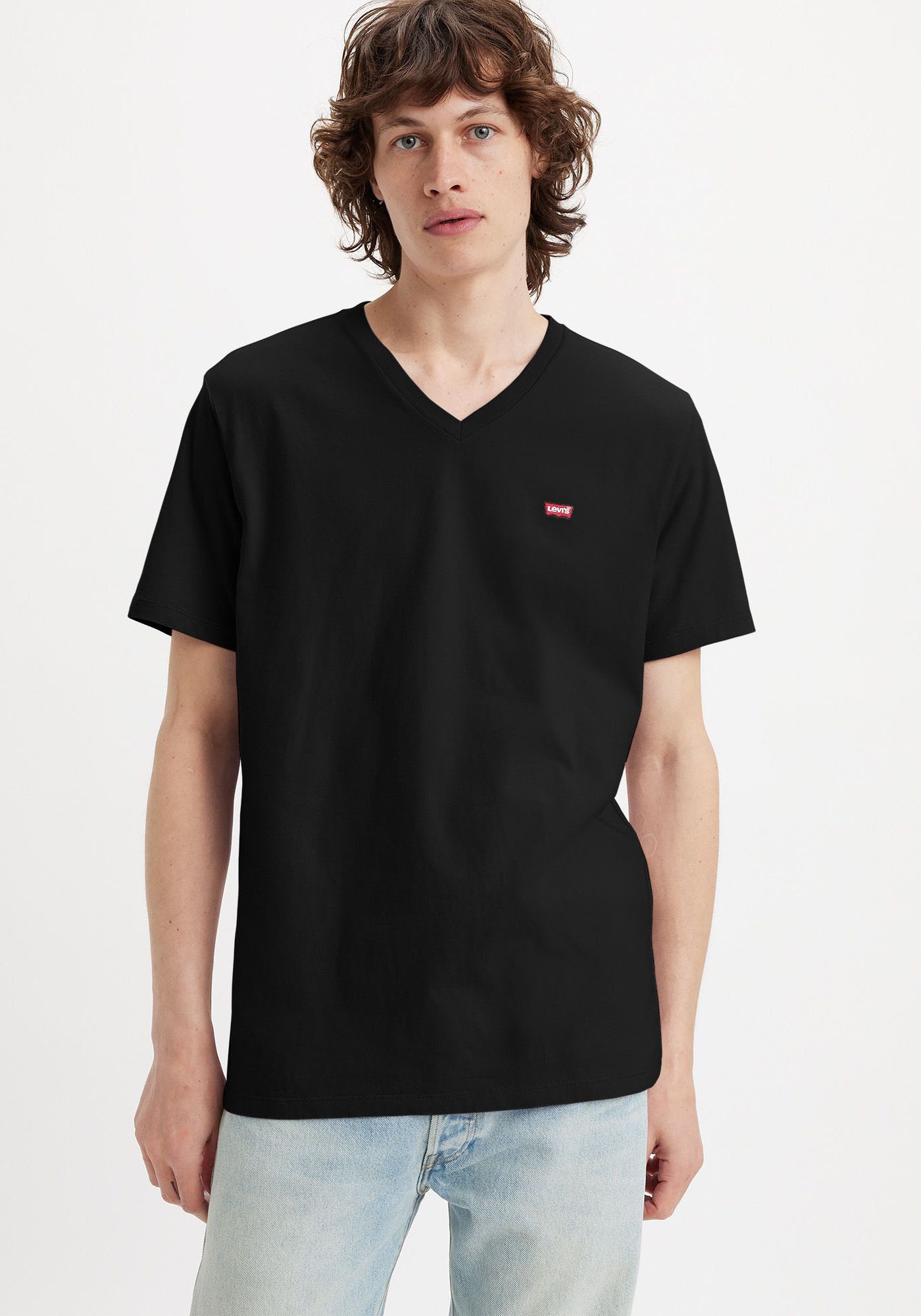 Levi's® V-Shirt »LE ORIGINAL HM VNECK«, mit Logostickerei