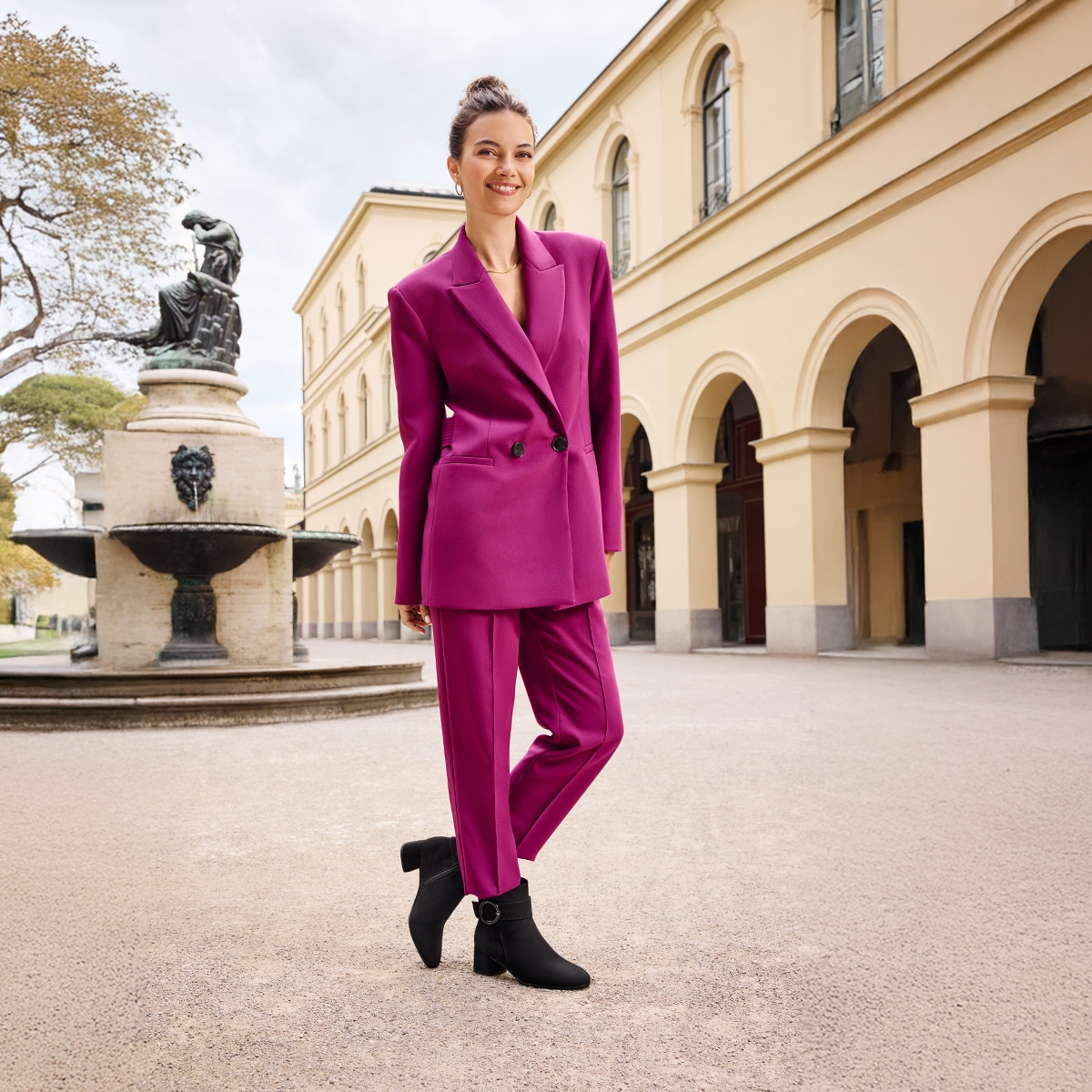 MARCO TOZZI Stiefelette, Blockabsatz, Abendschuh, Festtagsschuh mit Zierschnalle