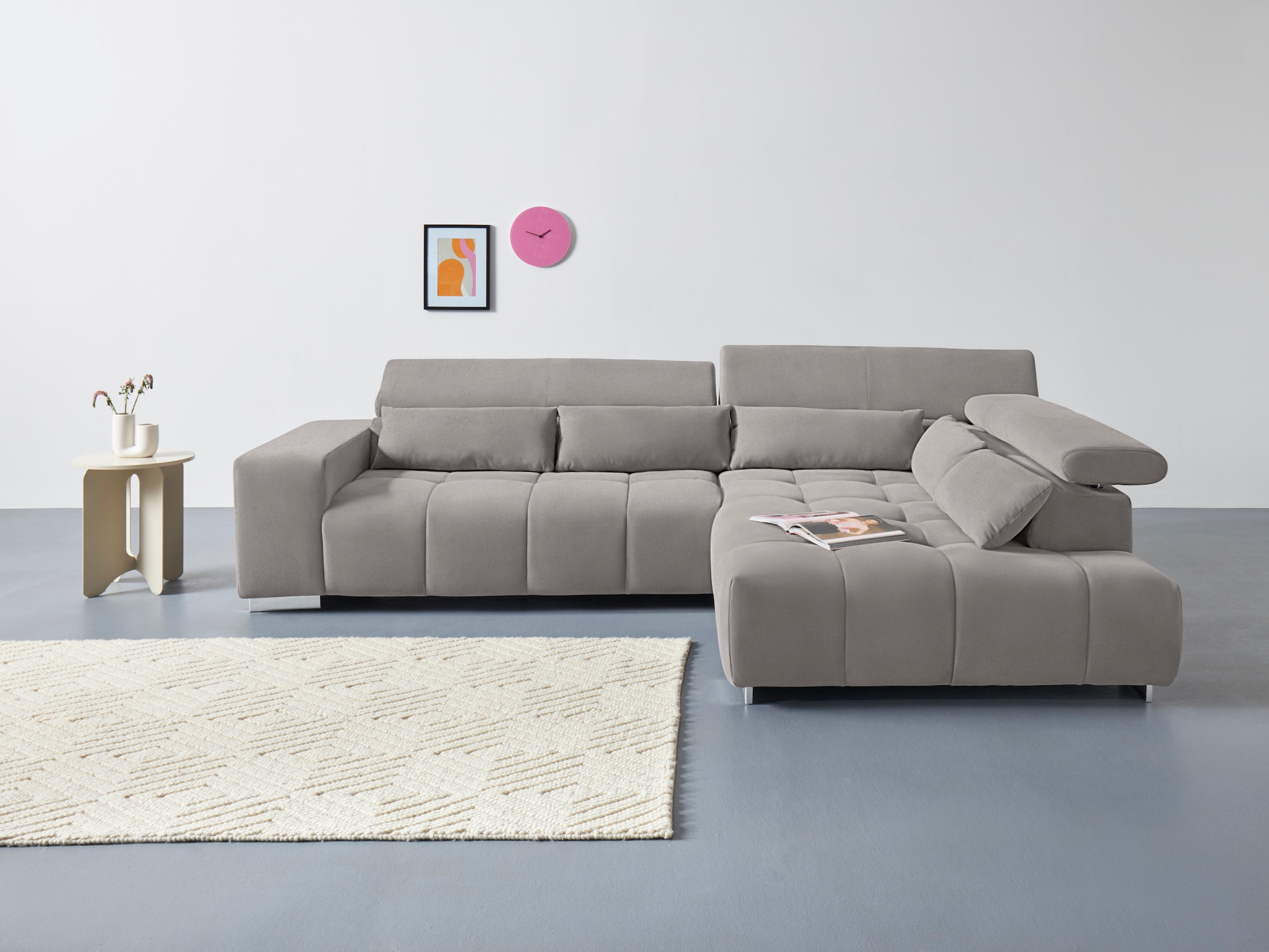 COTTA Ecksofa "Orion L-Form, B: 310 cm, moderne Steppung, bequeme Wellenunterfederung" Kopfteilverstellung & 5 Nierenkissen