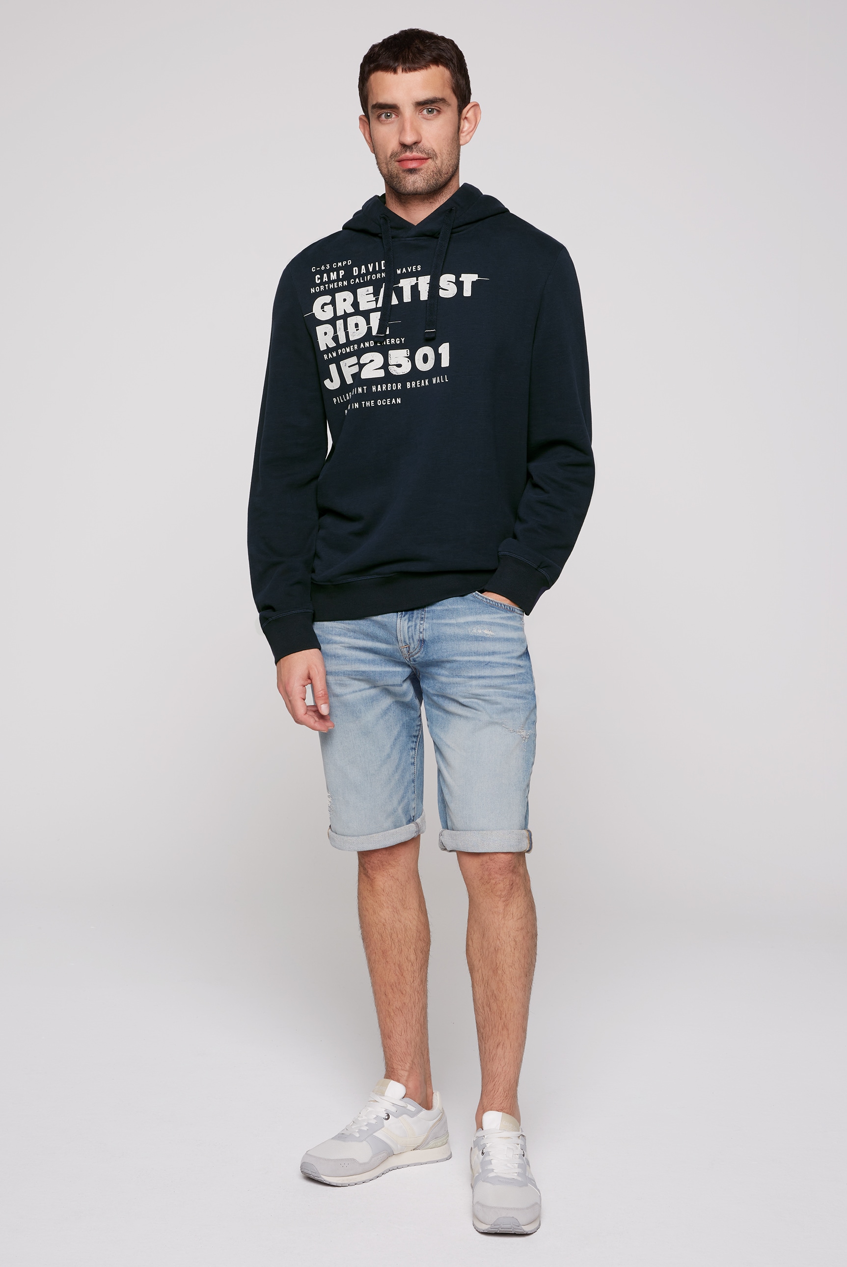 CAMP DAVID Kapuzensweatshirt mit kontrastreichem Print
