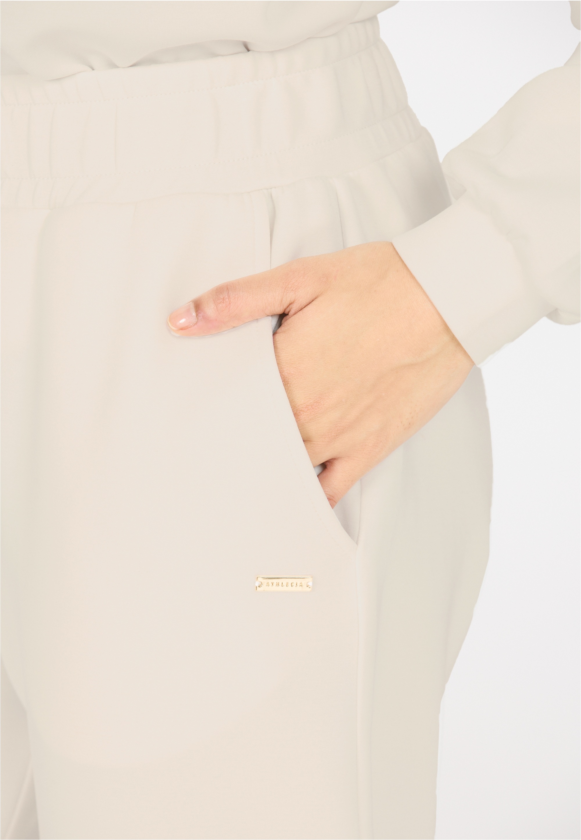ATHLECIA Sweathose »Jillnana V2«, aus angenehm weichem Material