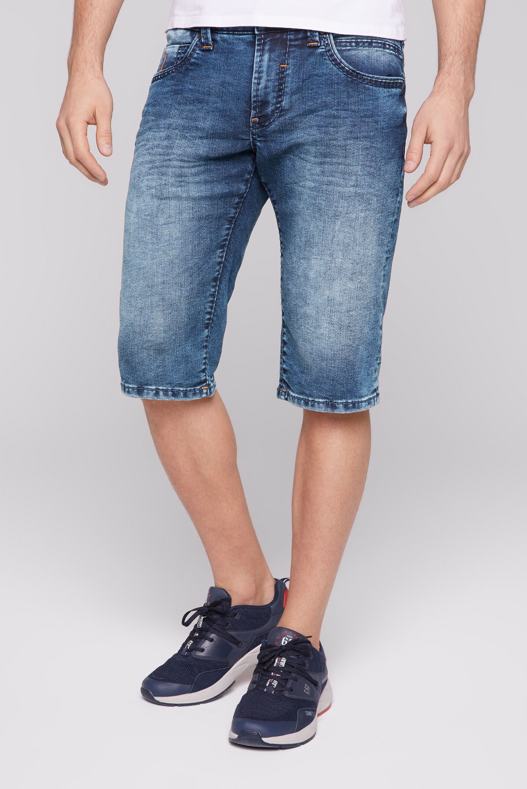 CAMP DAVID Jeansshorts, mit Turn-Up Saum
