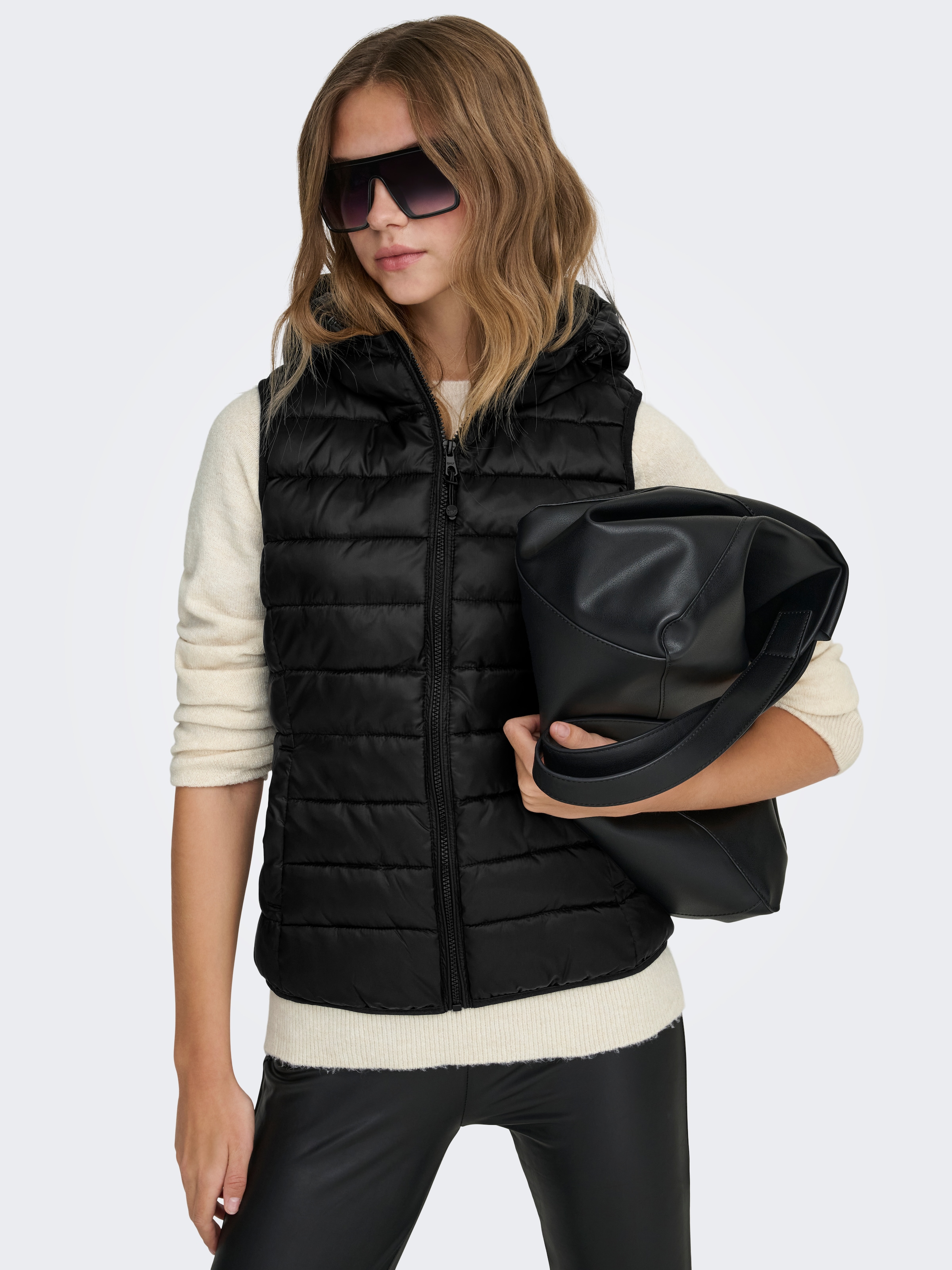 ONLY 1100000002199 "ONLNEWTAHOE HOOD WAISTCOAT OTW NOOS" Kunstfaser