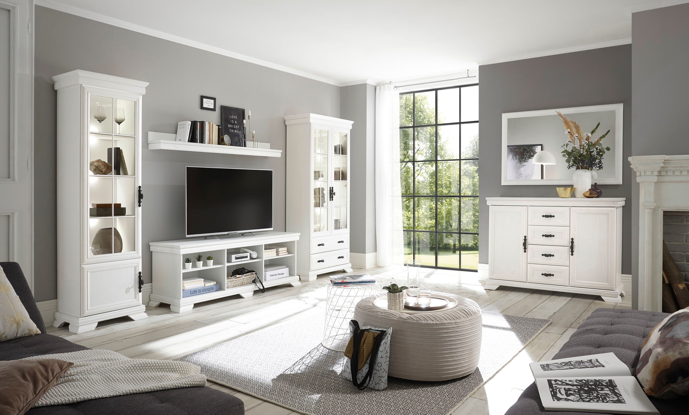 Home affaire Wohnwand "Royal" 4 Stk. tlg. Bestehend aus 2 Vitrinen, 1 Lowbo günstig online kaufen