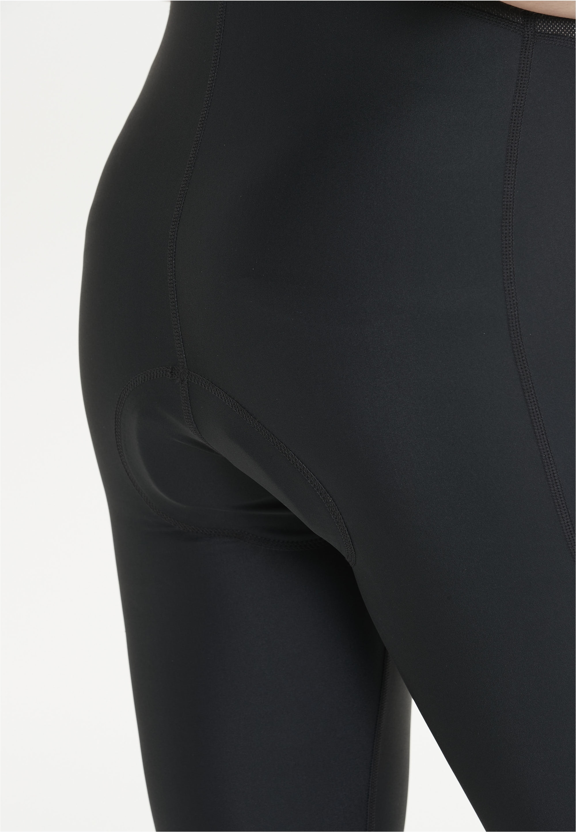 ENDURANCE Radhose »Jayne W 3/4 XQL«, aus hochwertigen Funktionsmaterialien