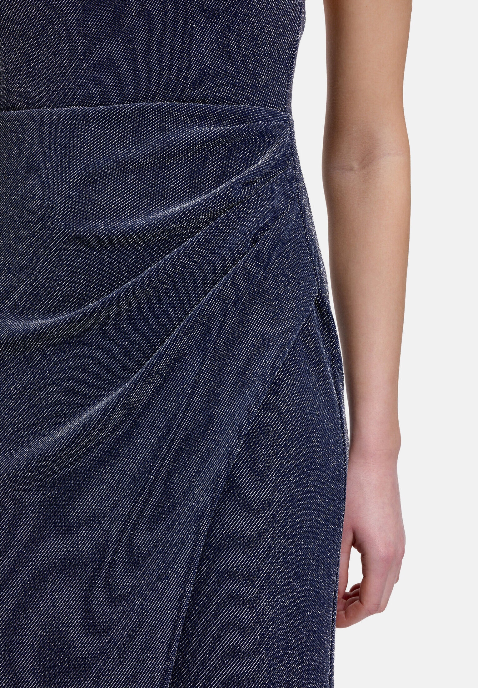 Vera Mont Abendkleid »Damen figurbetont« Ohne Tasche Schlitz