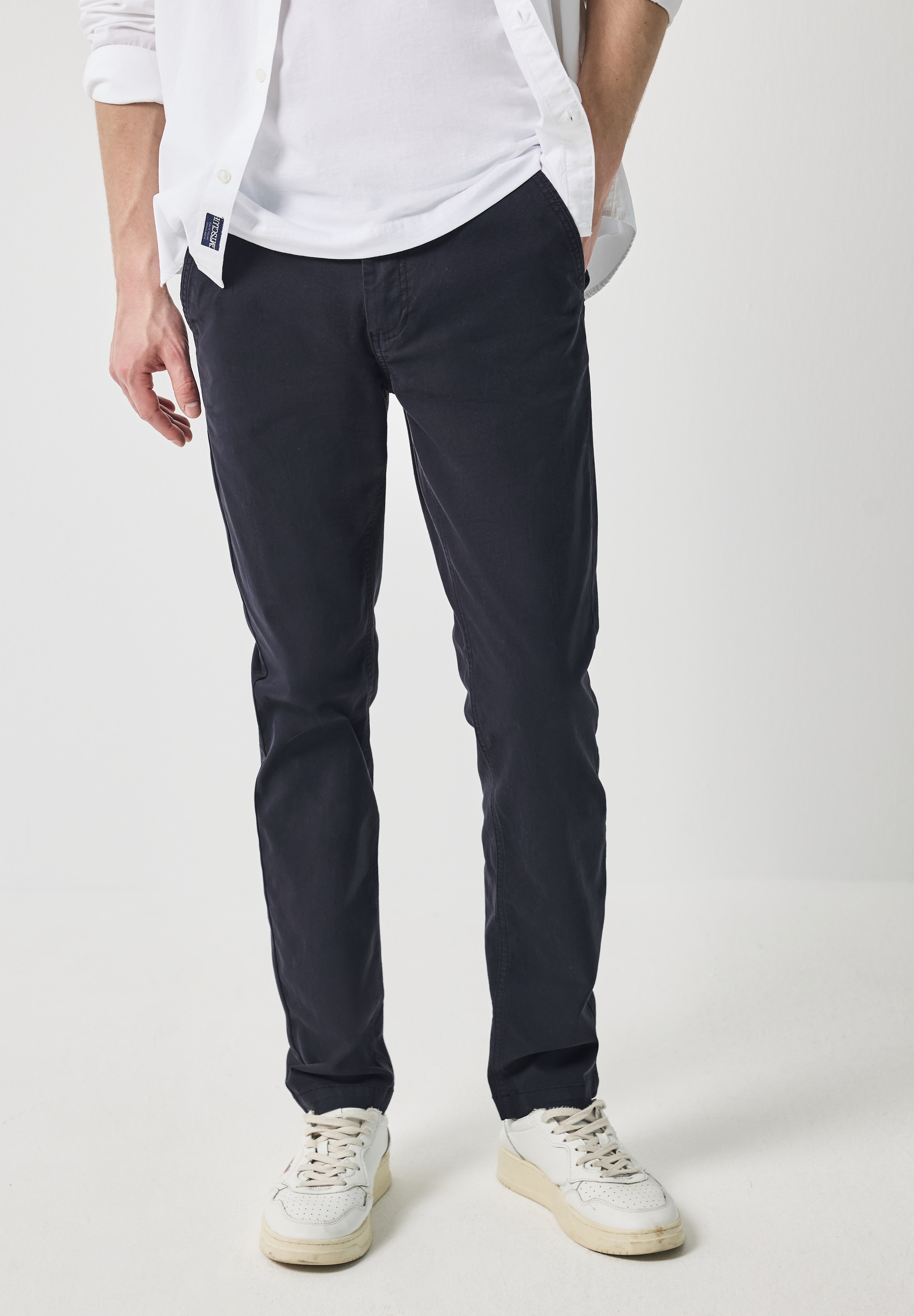 STREET ONE MEN Chinohose, aus Baumwolle mit Stretchanteil günstig online kaufen