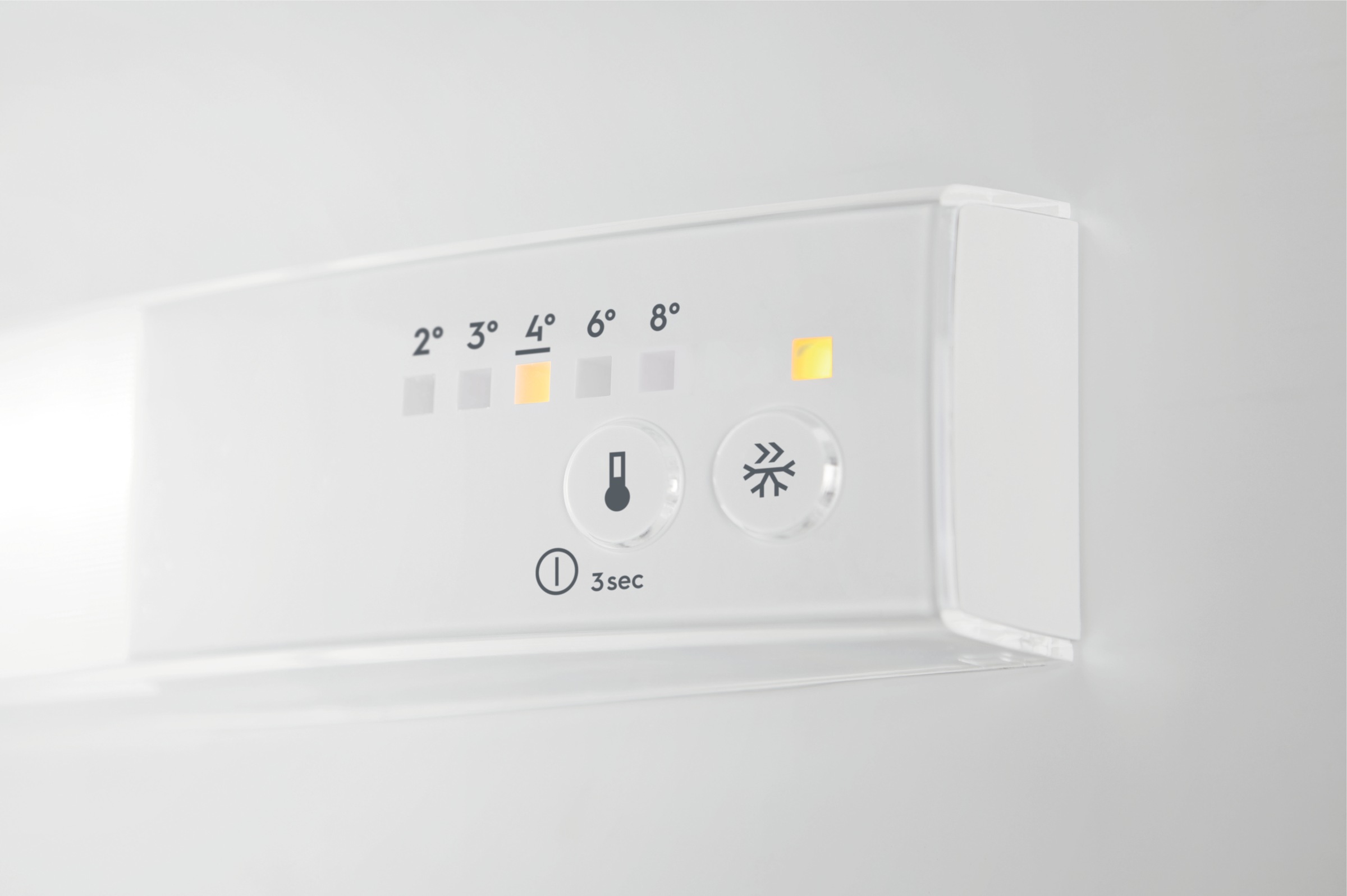 AEG Einbaukühlschrank 5000 »TF50S882DS«, OptiSpace ermöglicht dir eine flexible Nutzung des Kühlraums