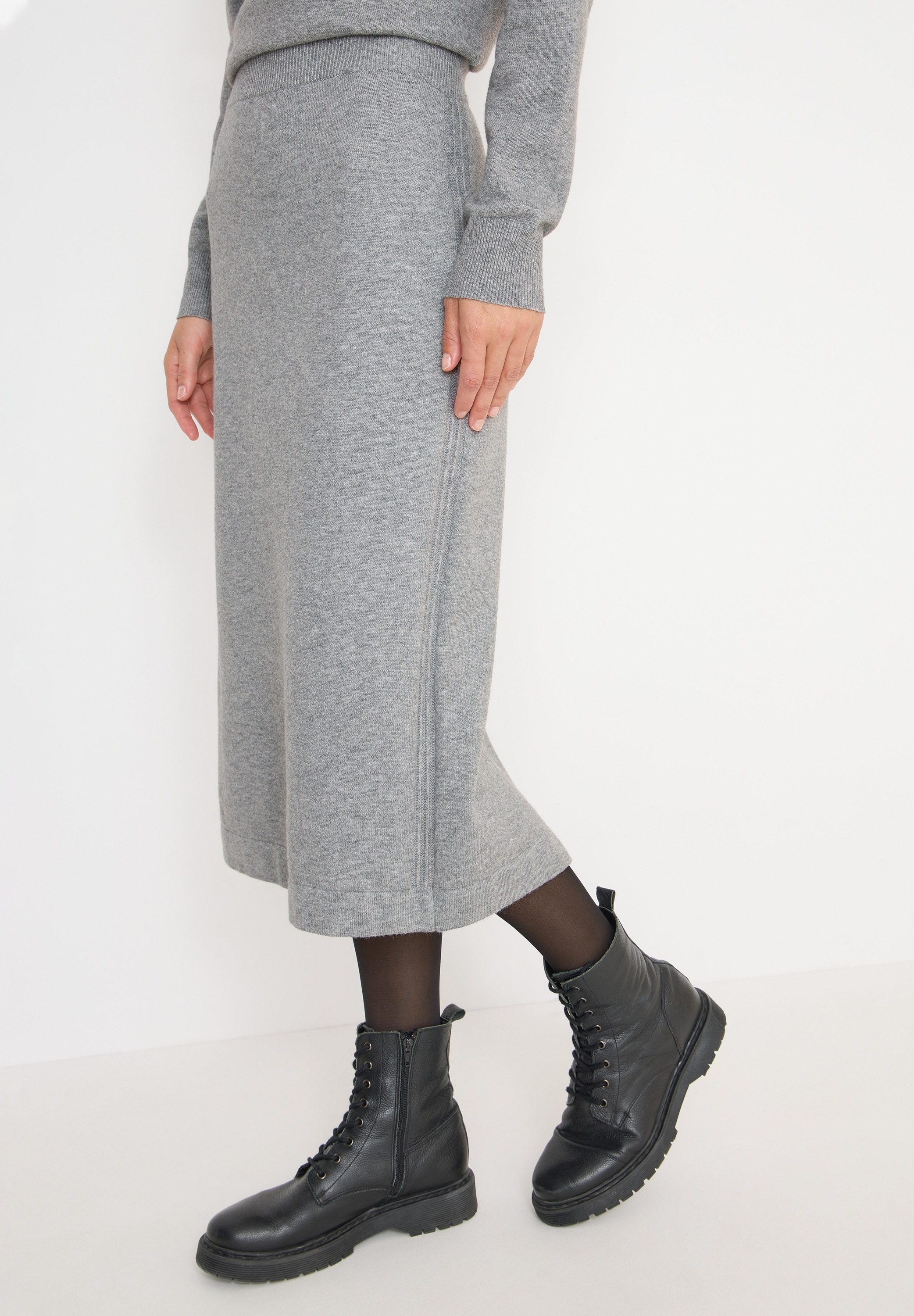 Cecil Maxirock mit Schlitz